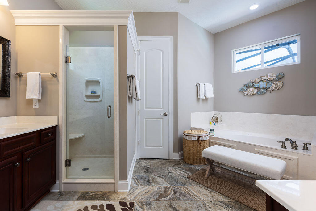 PLANTATION OAKS OF MARY ESTHER S/D - Residential