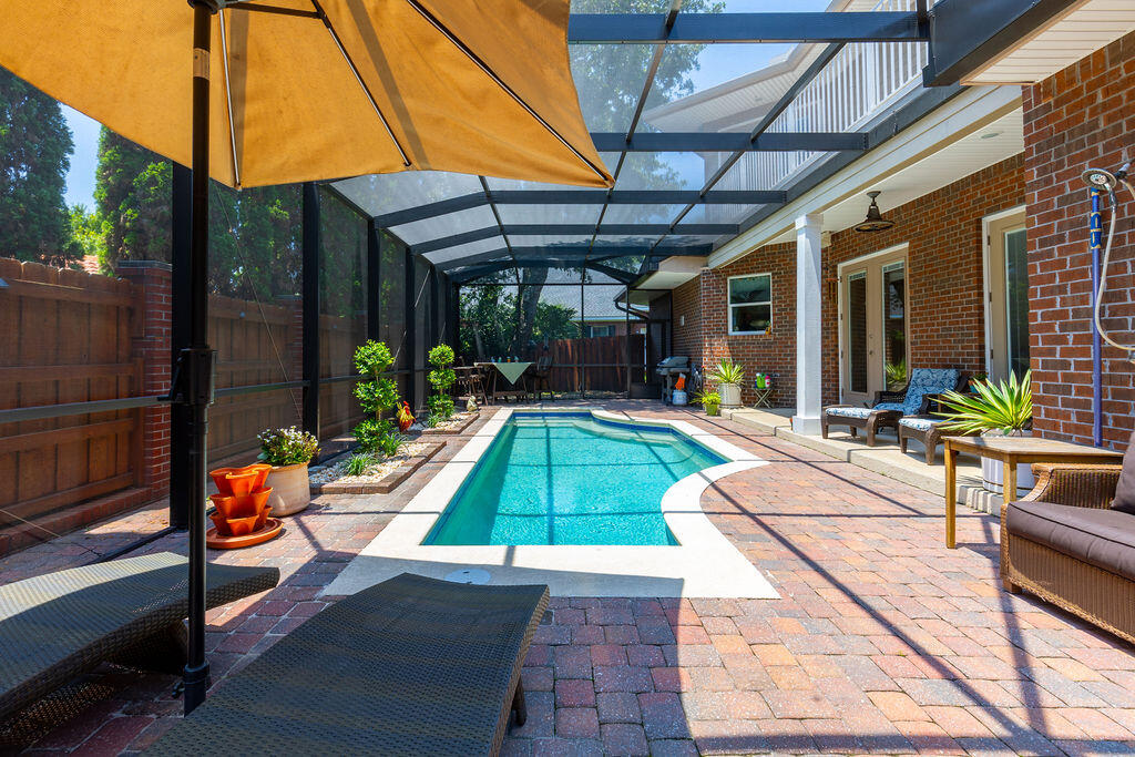 PLANTATION OAKS OF MARY ESTHER S/D - Residential