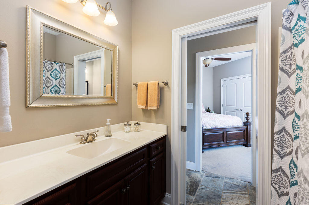 PLANTATION OAKS OF MARY ESTHER S/D - Residential