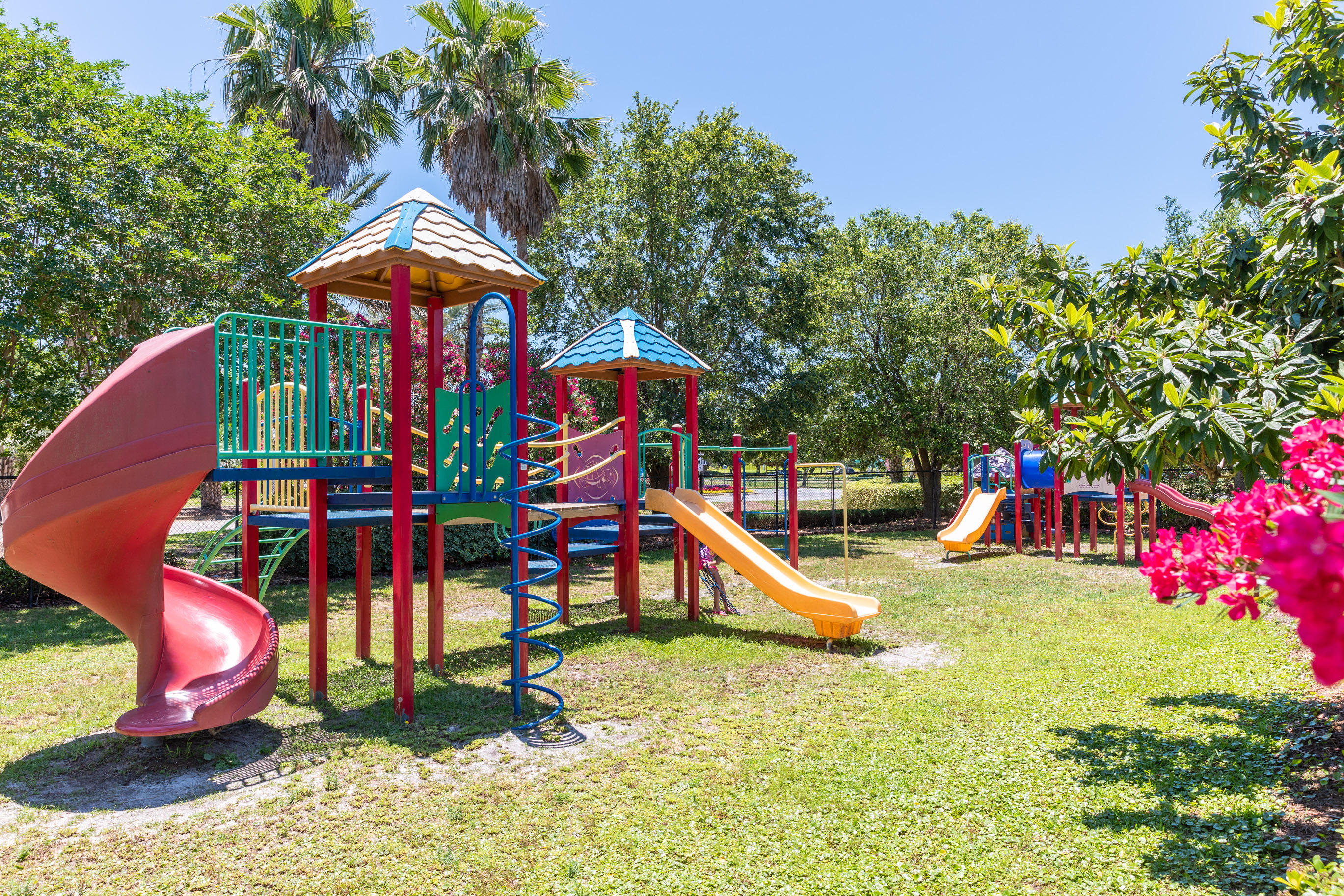 THE PALMS OF DESTIN - Residential