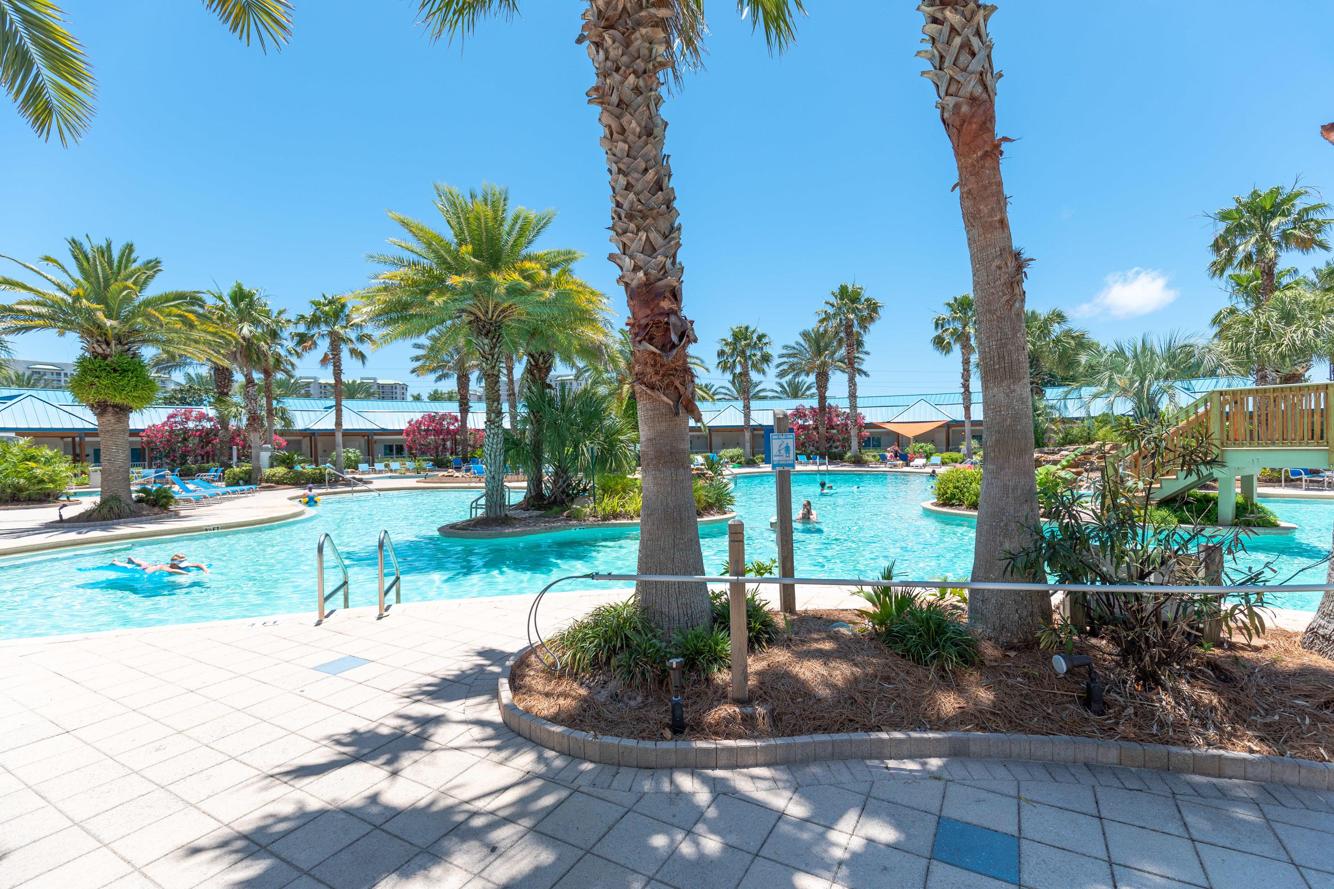 THE PALMS OF DESTIN - Residential