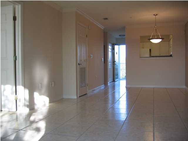 THE FLORIDA CLUB - Residential Lease