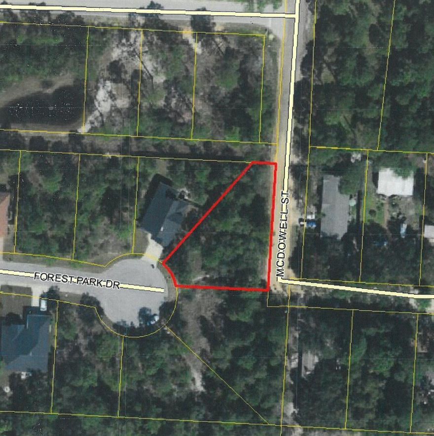 Large lot in the cul de sac of quiet Forest Park S/D with great tree placement.