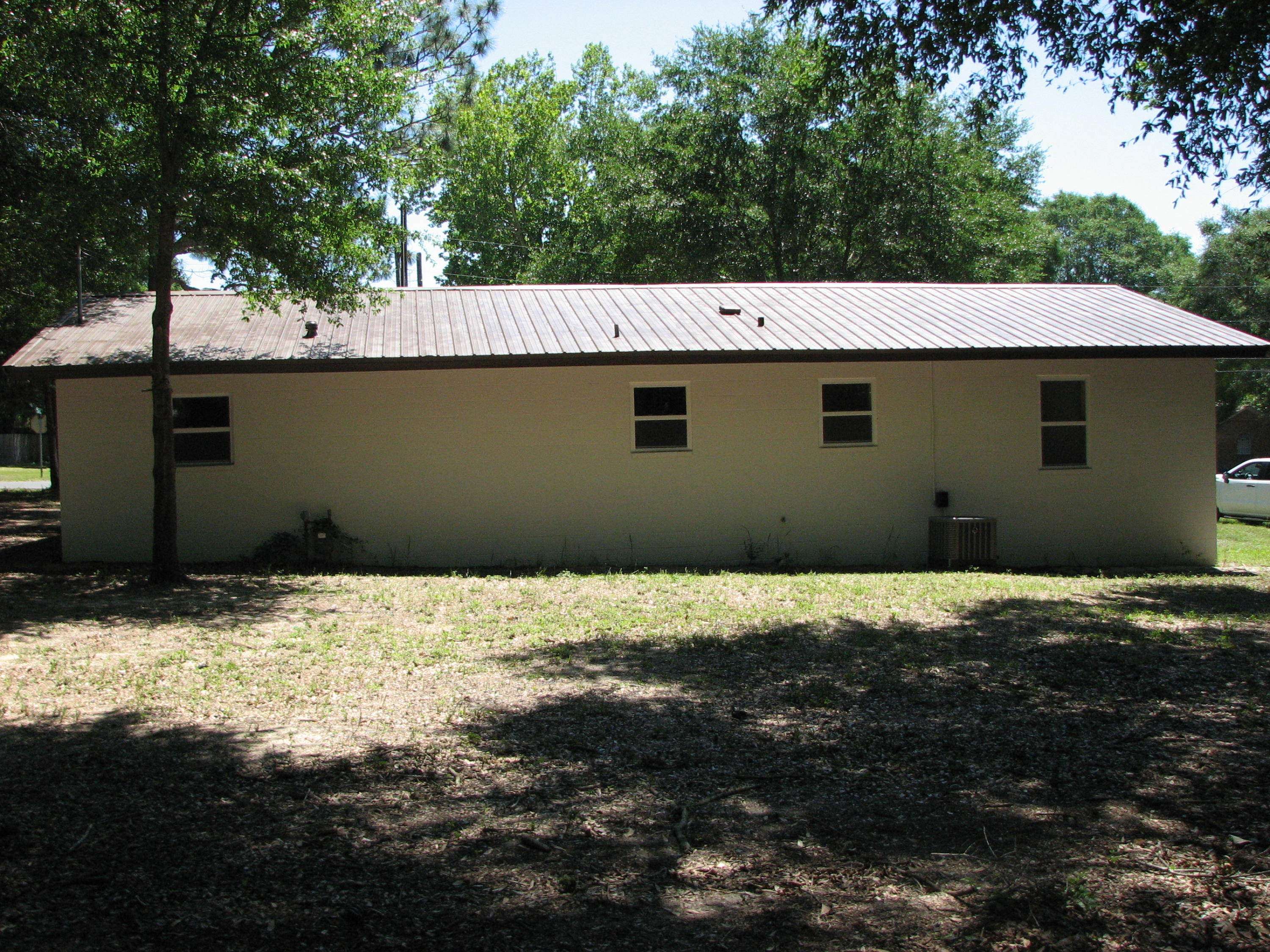 Oakdale Miniature Farms  LOT 12 & 13 BLK 6 - Residential