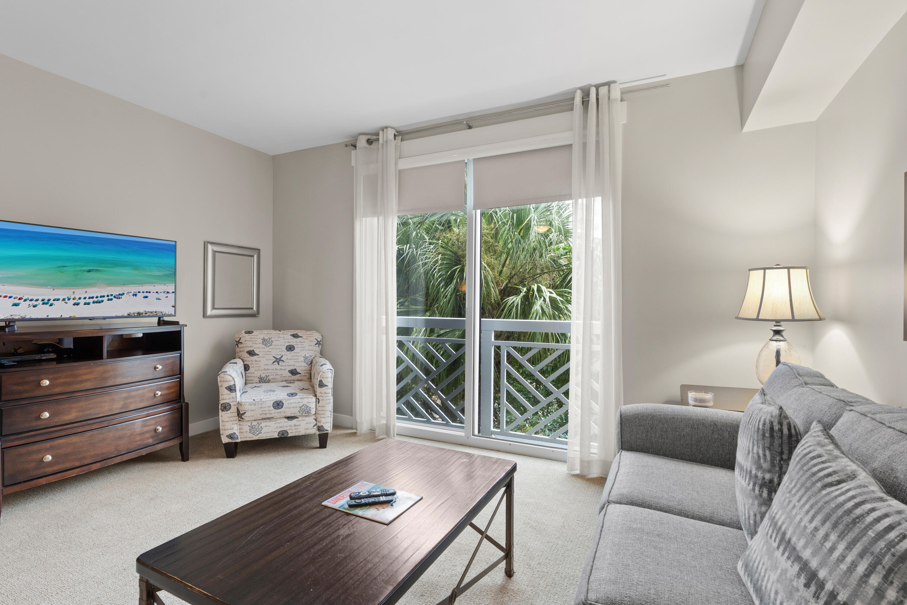 BAHIA CONDO - Residential