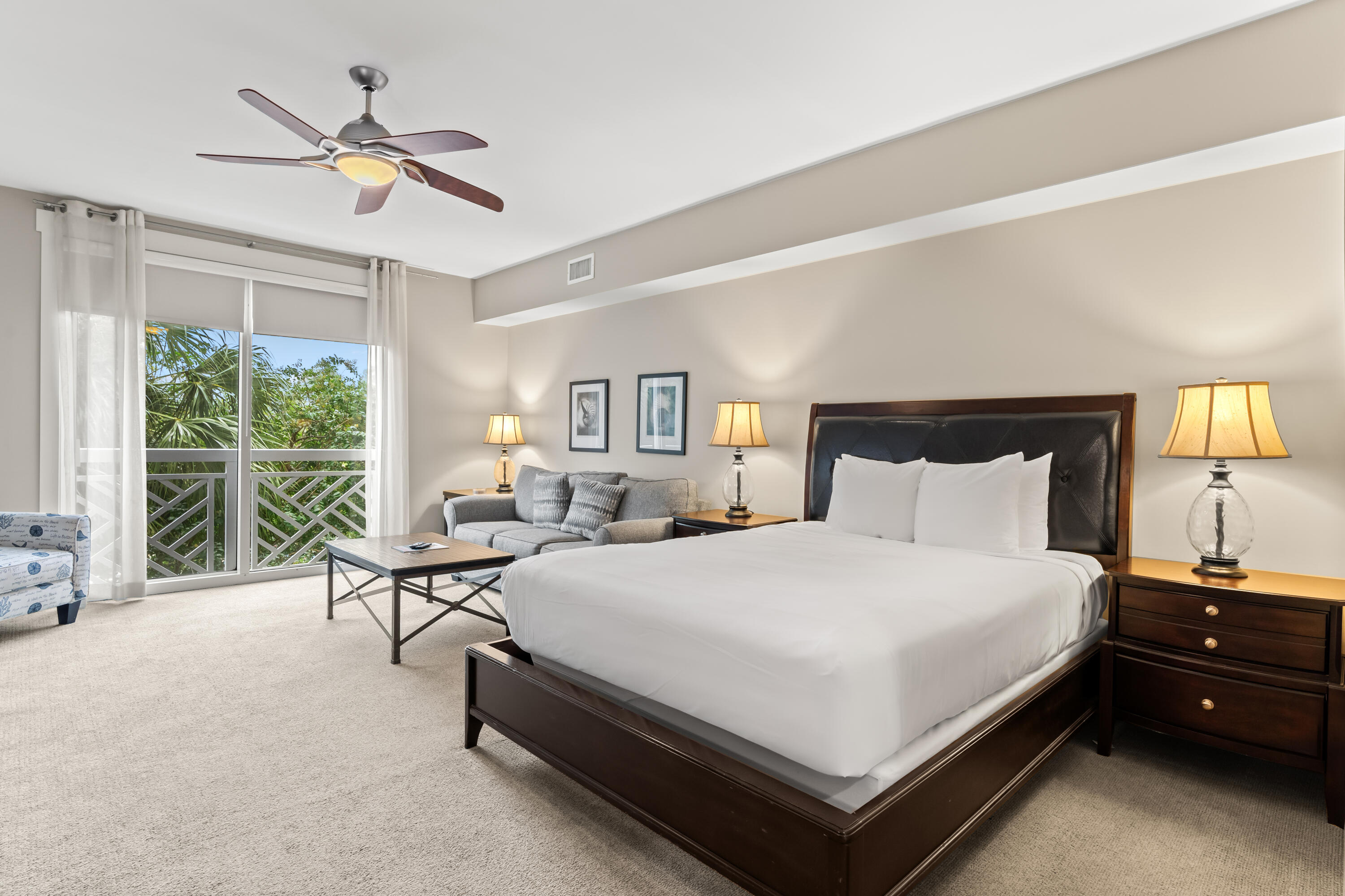 BAHIA CONDO - Residential