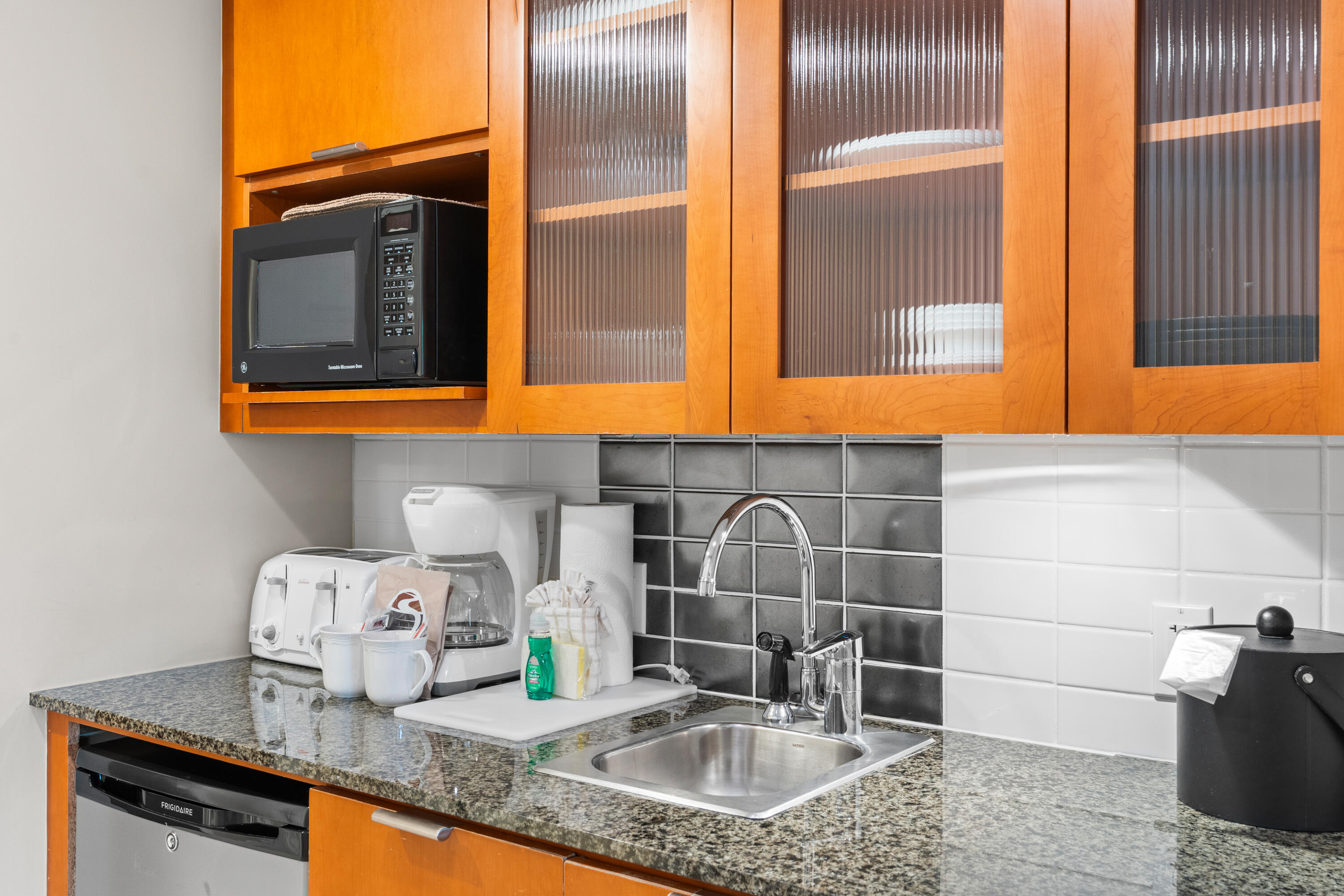 BAHIA CONDO - Residential