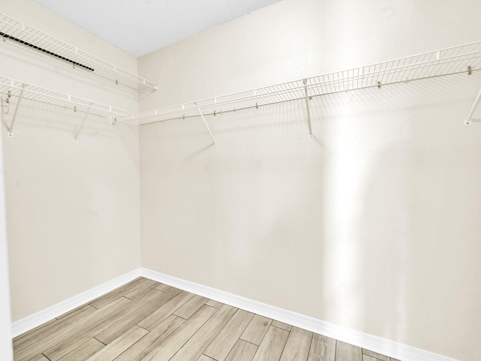 WATERFORD ESTATES S/D - Residential Lease