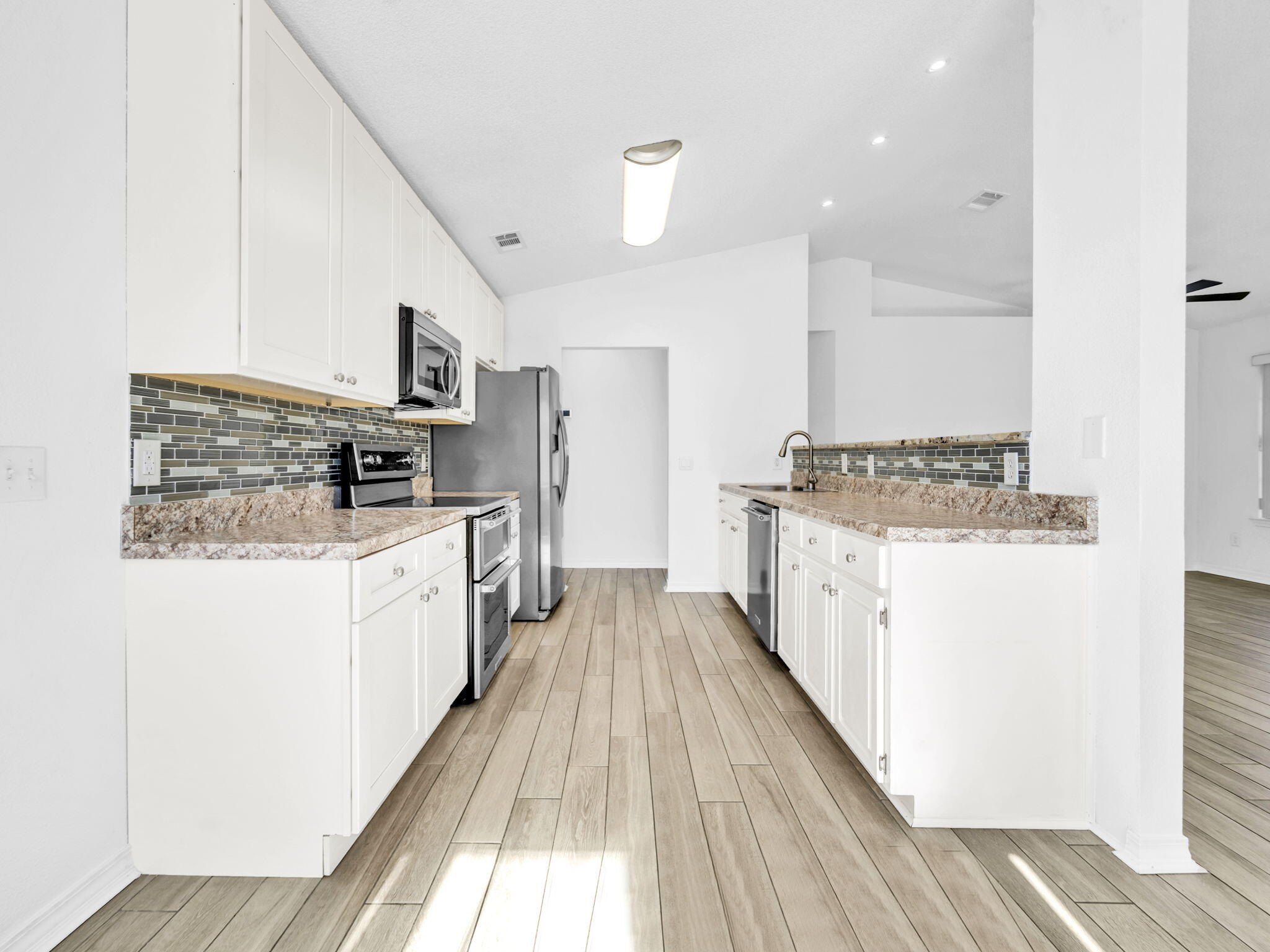 WATERFORD ESTATES S/D - Residential Lease