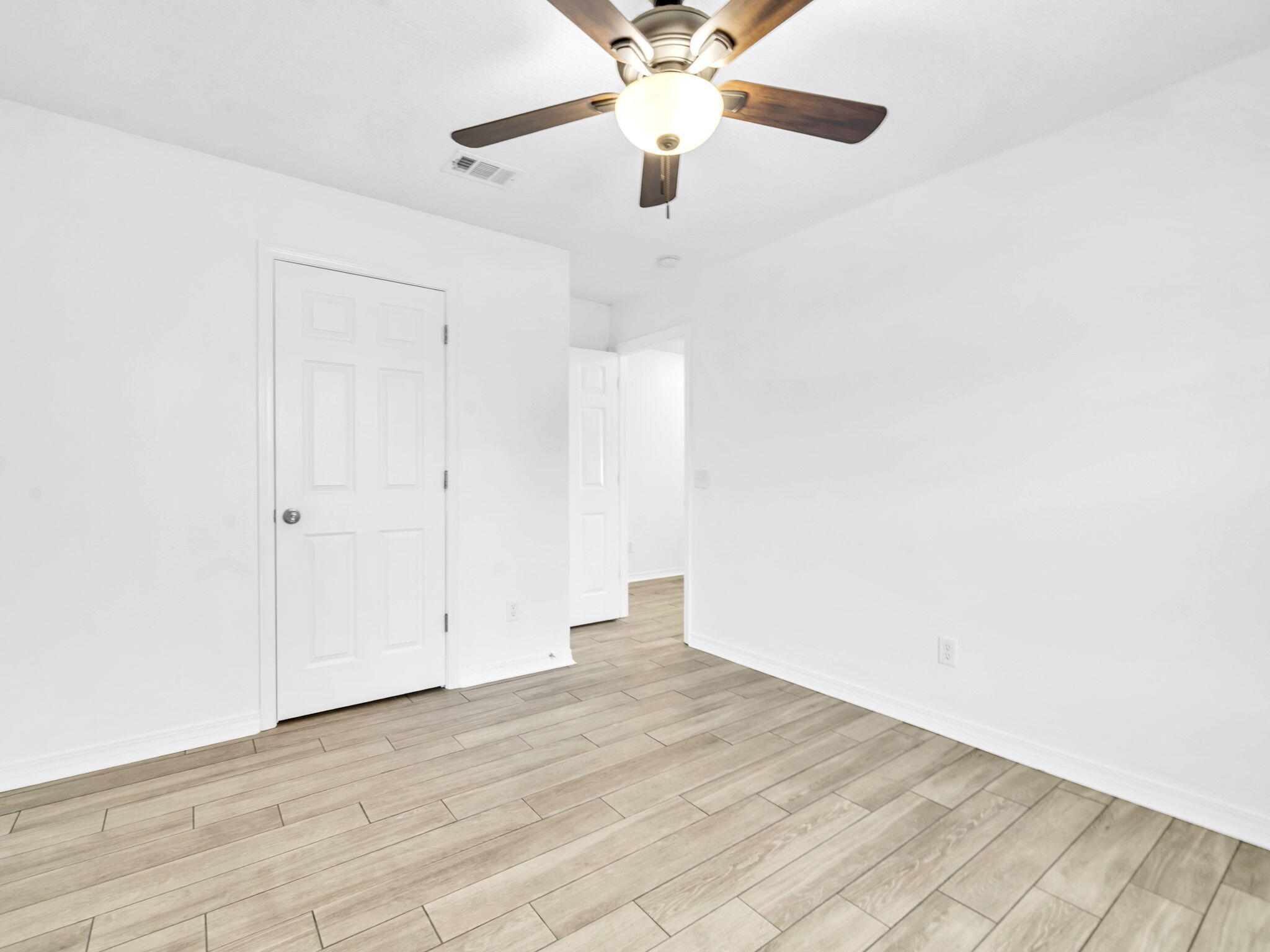 WATERFORD ESTATES S/D - Residential Lease