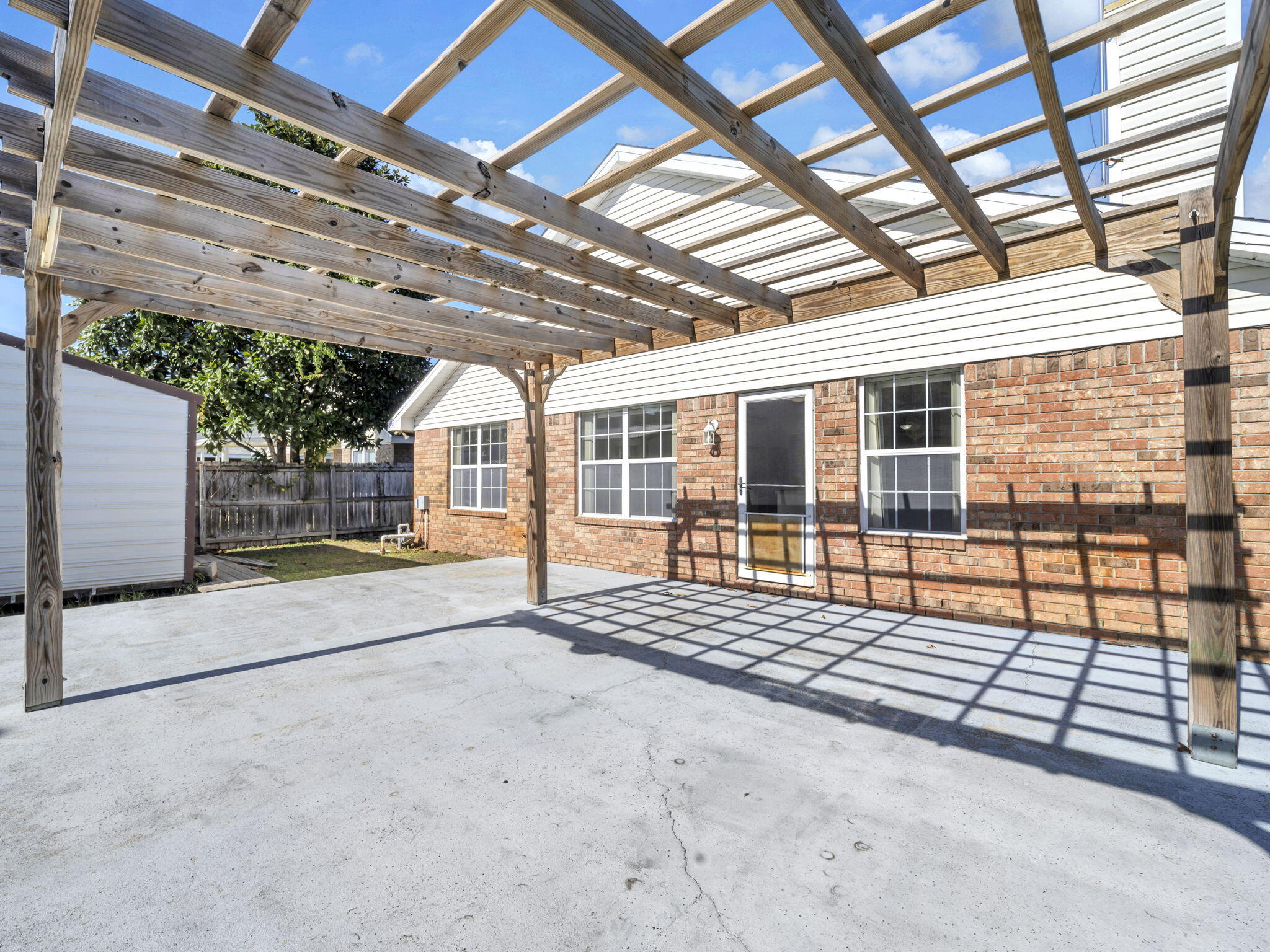 WATERFORD ESTATES S/D - Residential Lease