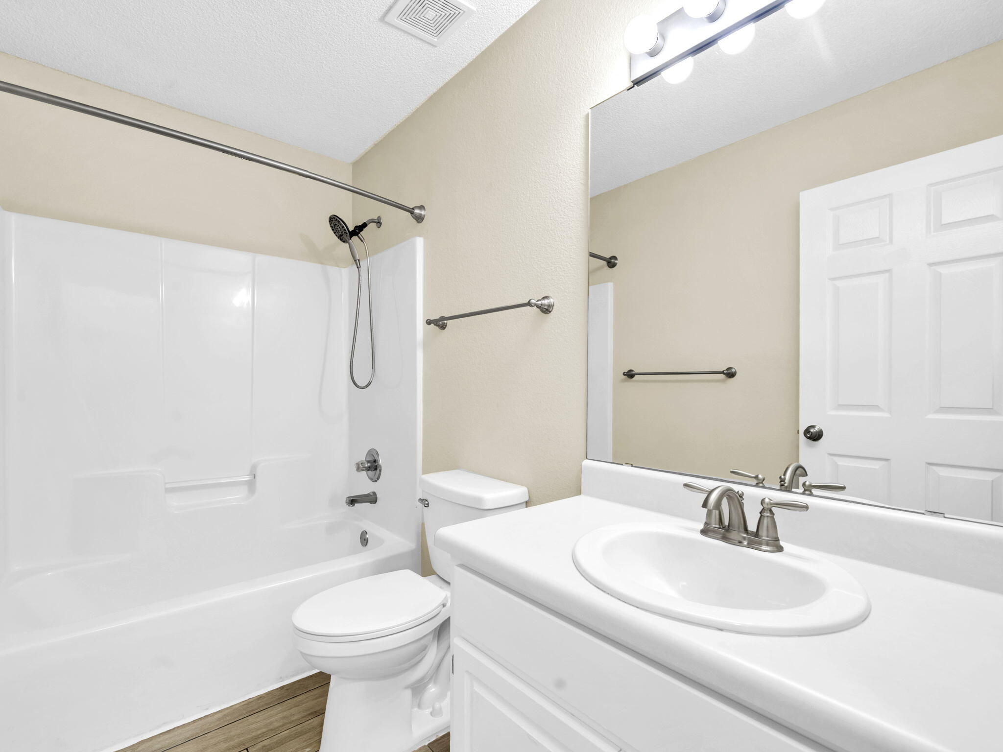 WATERFORD ESTATES S/D - Residential Lease