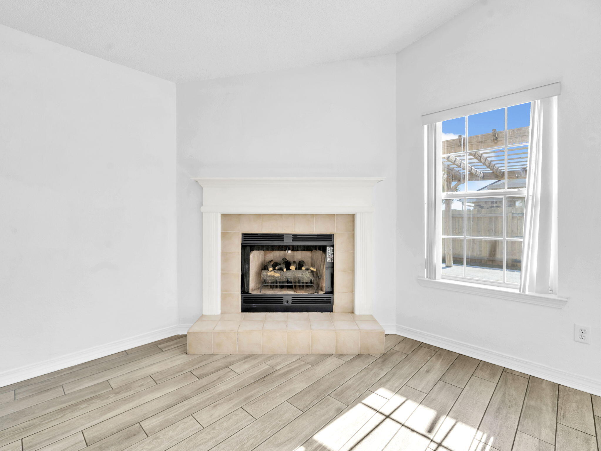 WATERFORD ESTATES S/D - Residential Lease