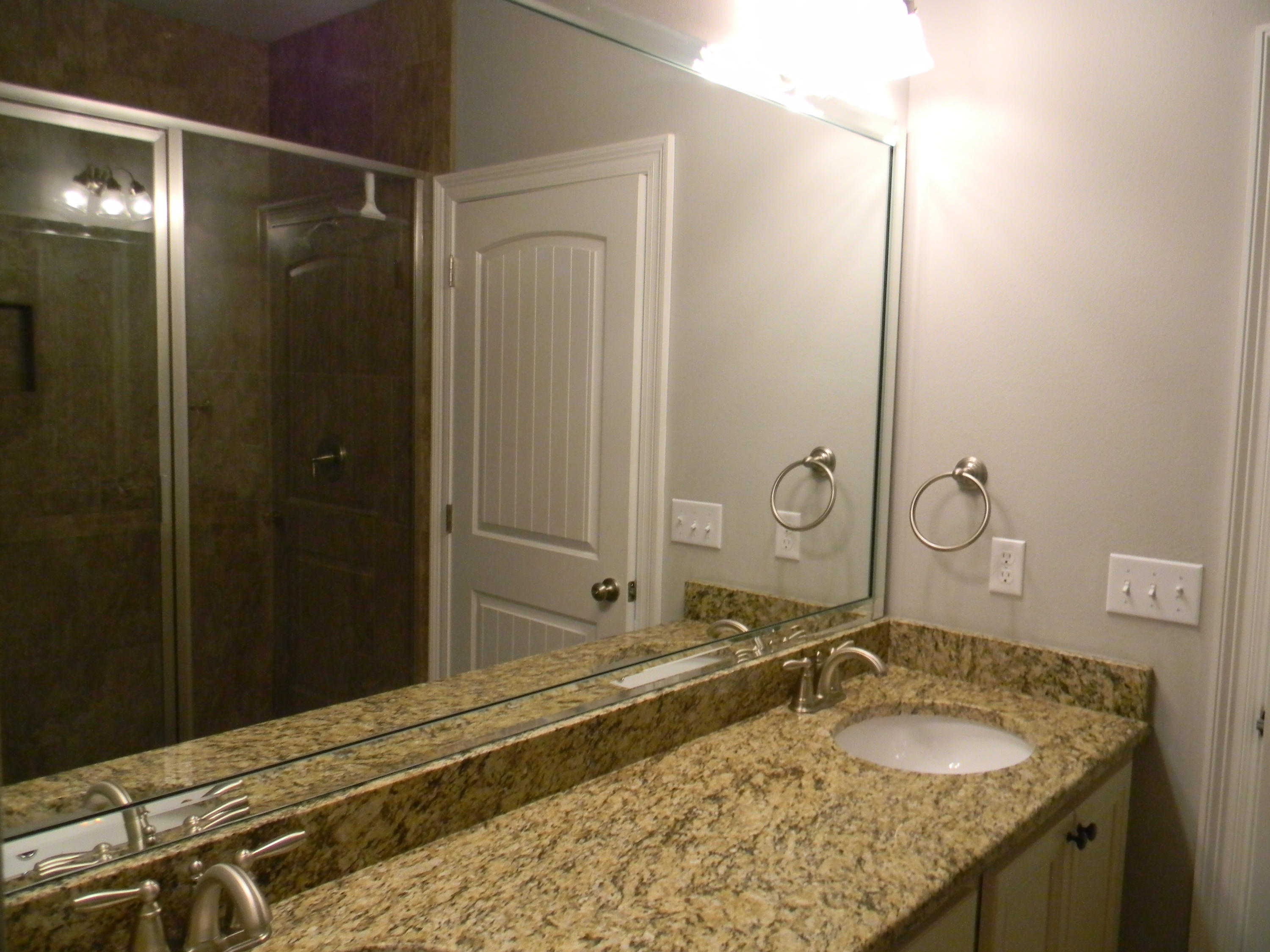 WHISPERING LAKE - Residential