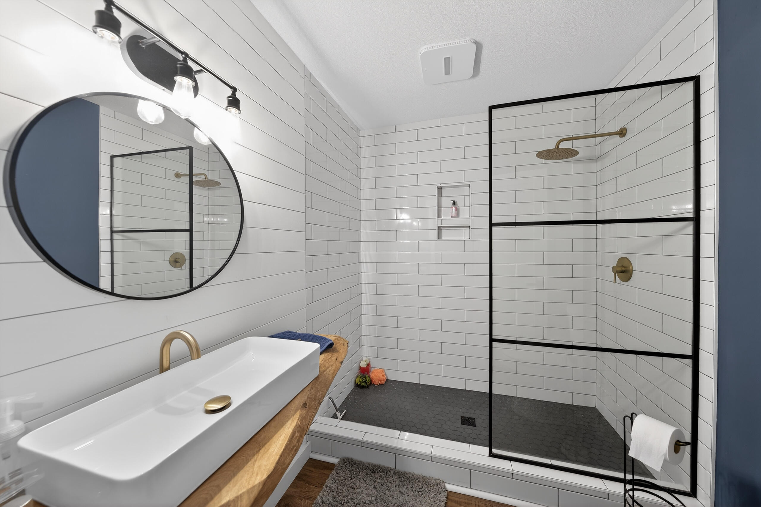 FOREST HEIGHTS - Residential