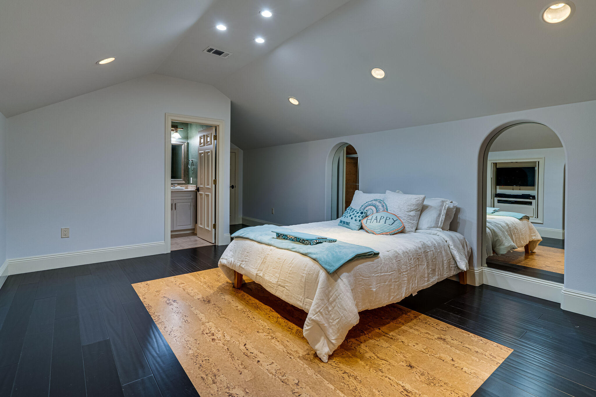 BURNT PINE - Residential