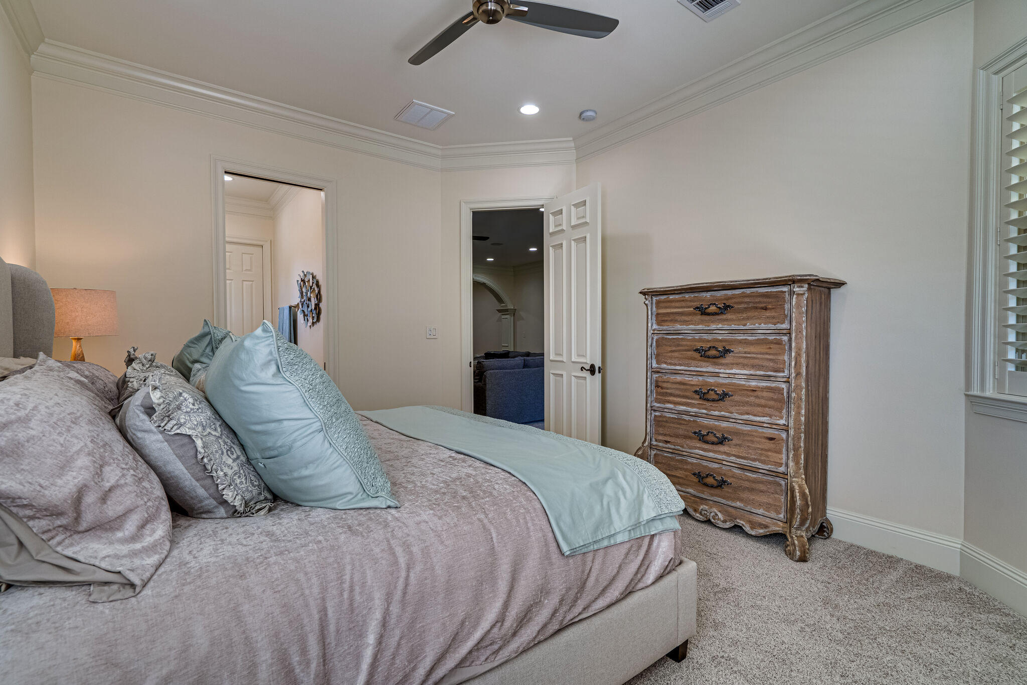 BURNT PINE - Residential