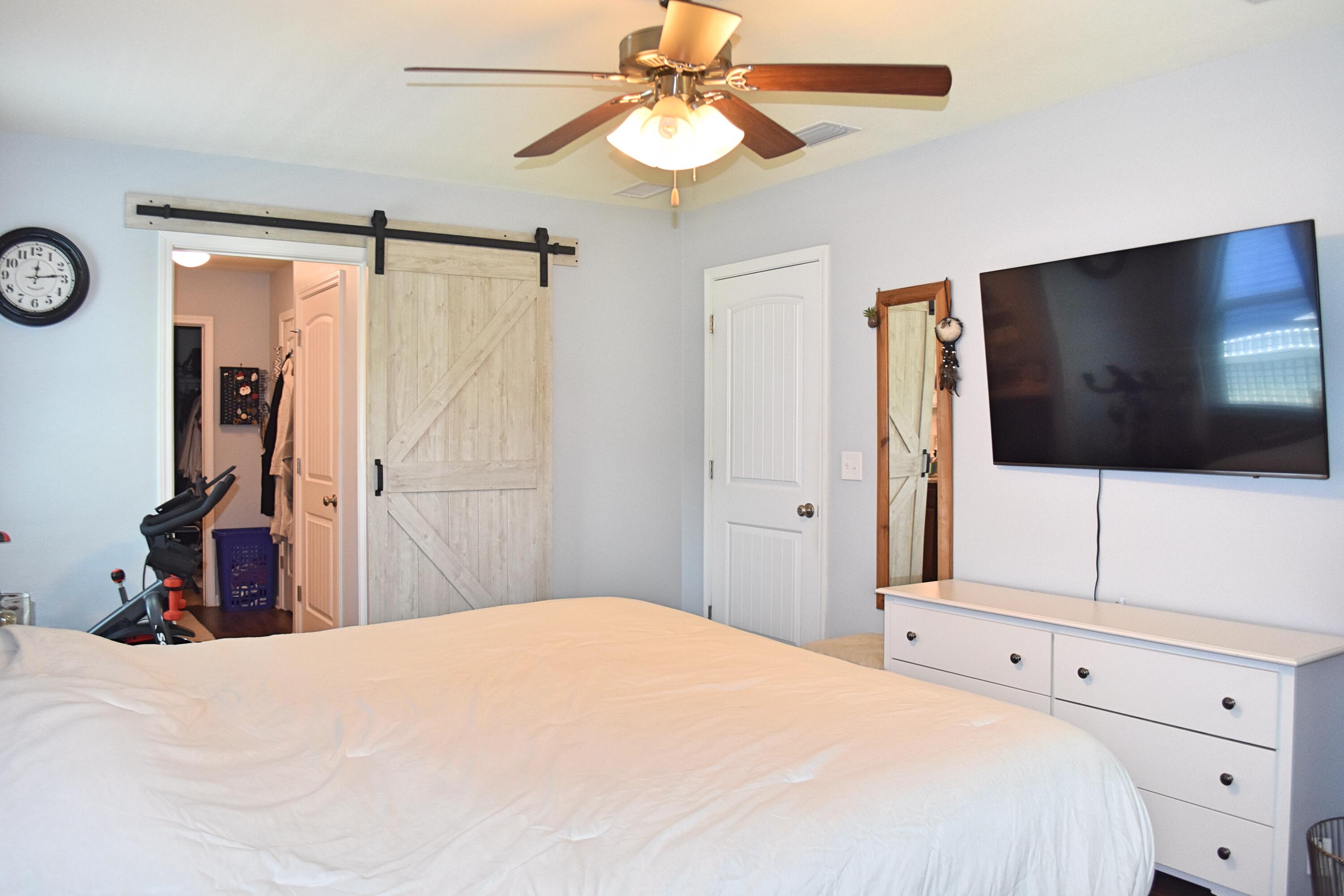 HAMMOCK BAY - Residential Lease