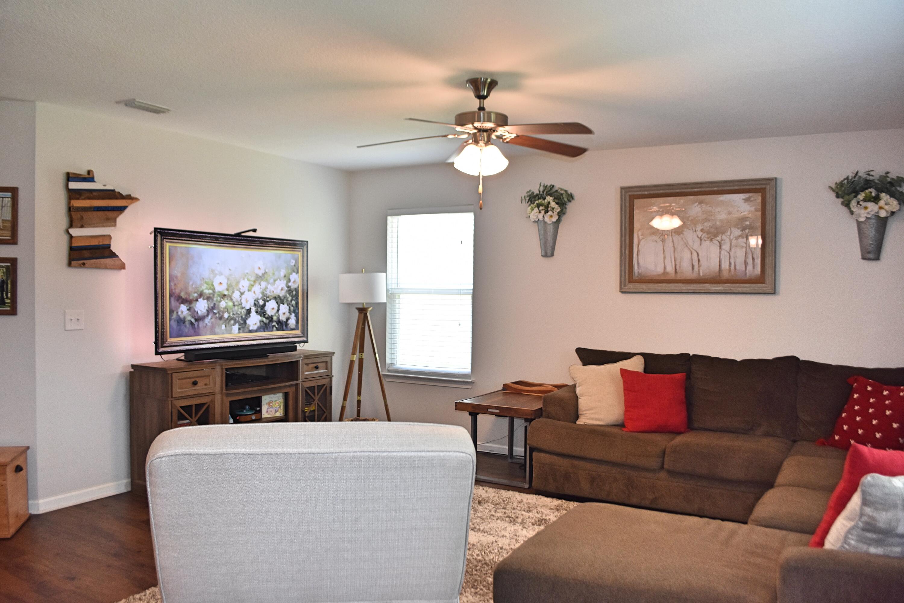 HAMMOCK BAY - Residential Lease