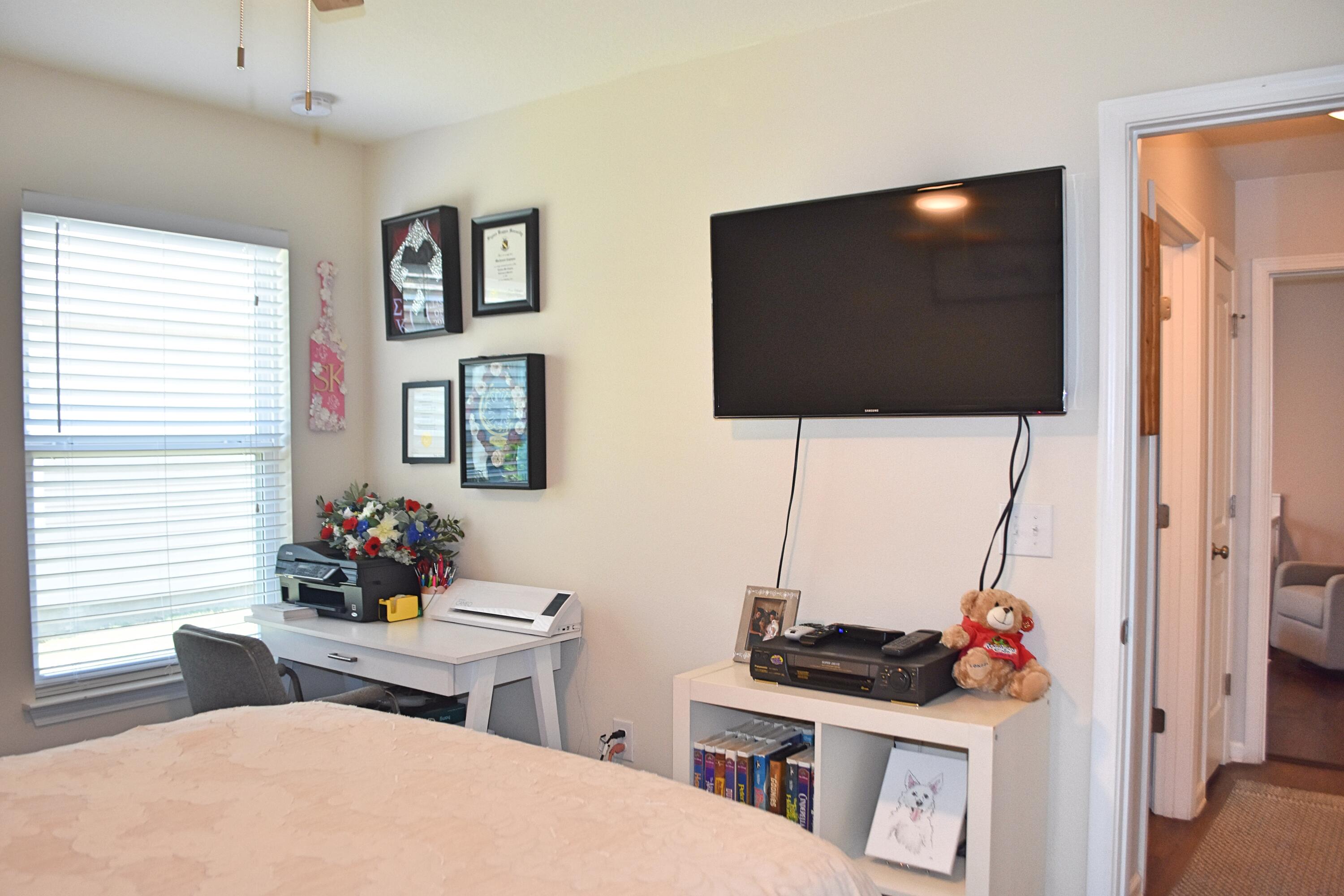 HAMMOCK BAY - Residential Lease