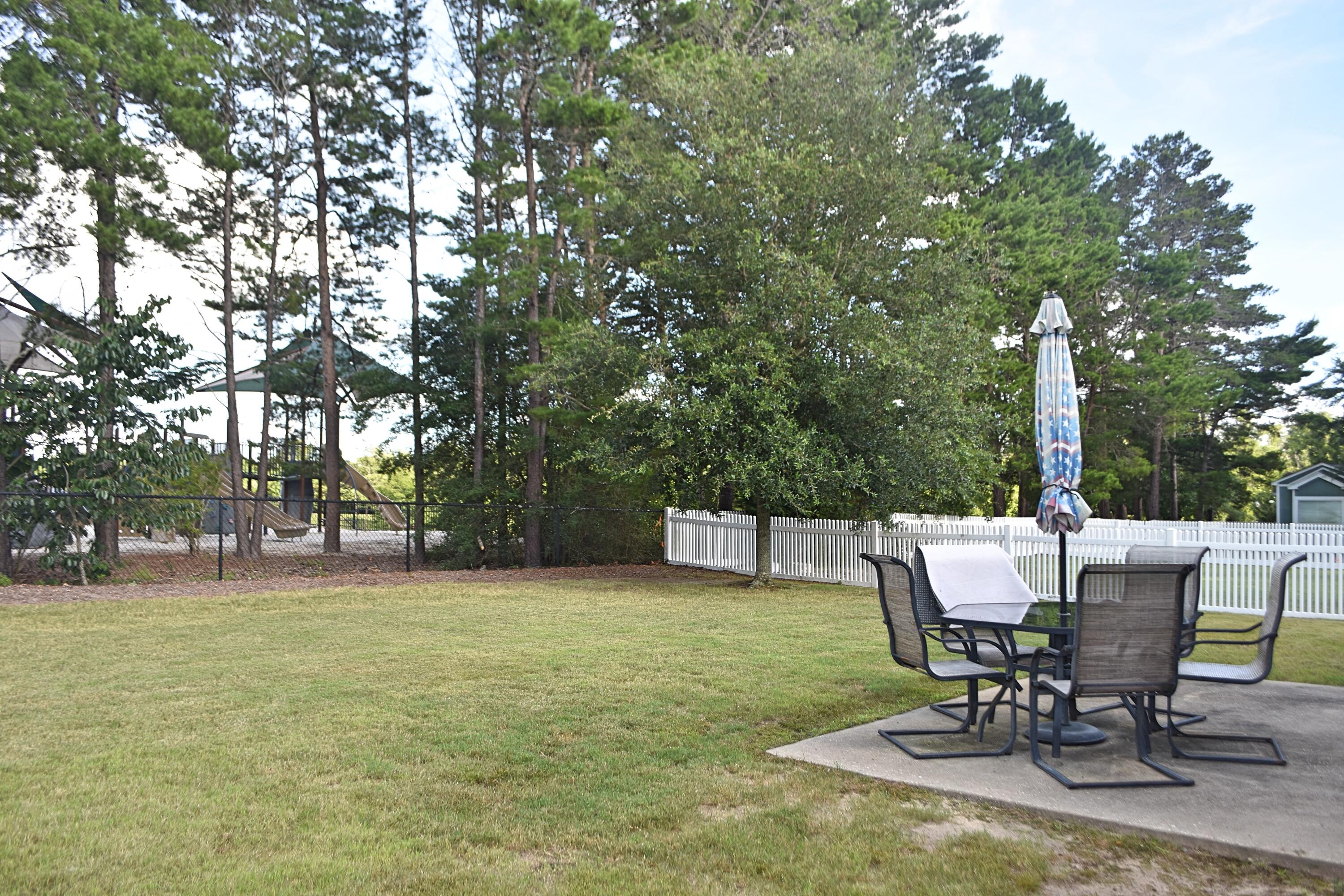 HAMMOCK BAY - Residential Lease