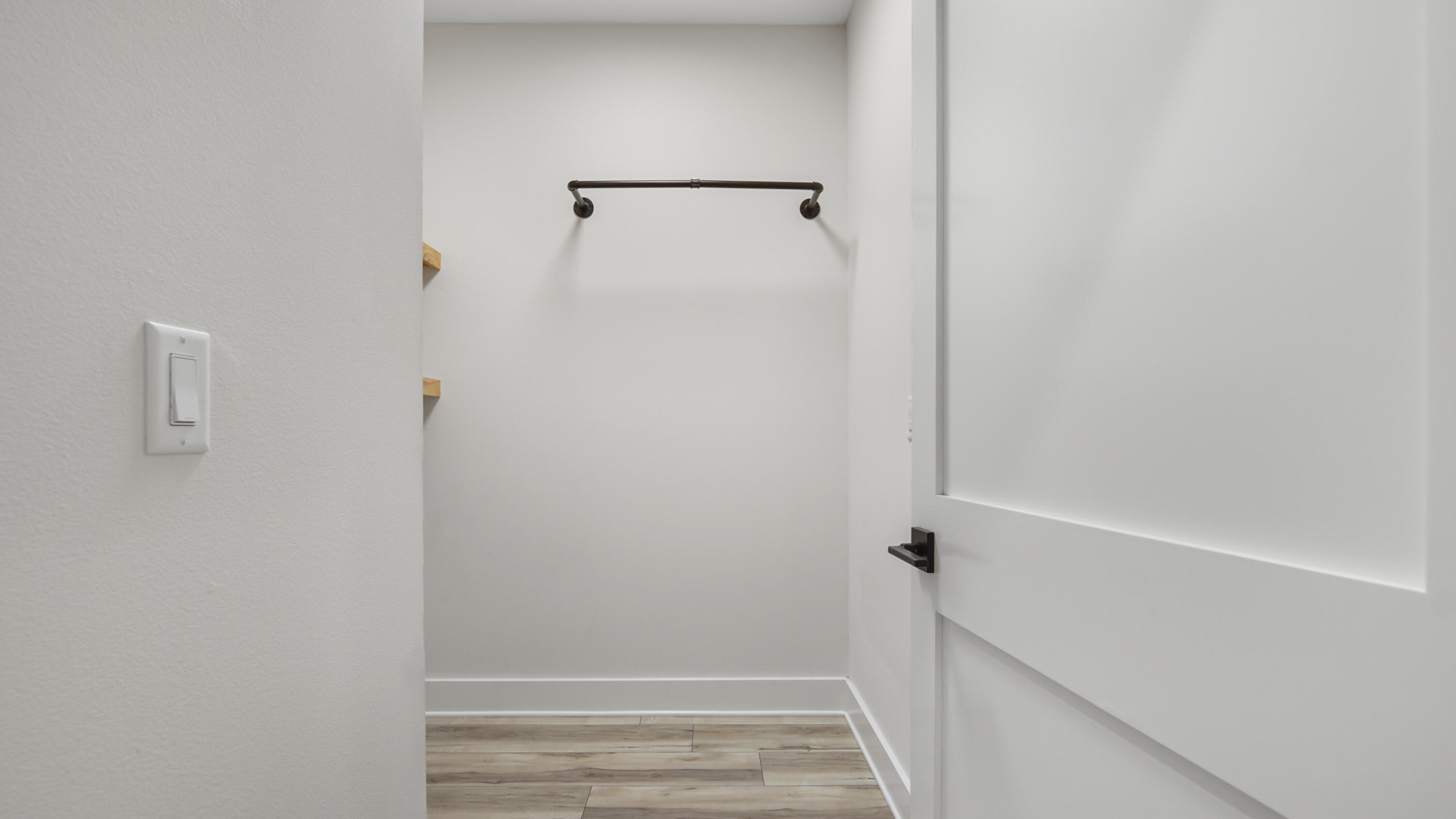 LAGRANGE LANDING - Residential