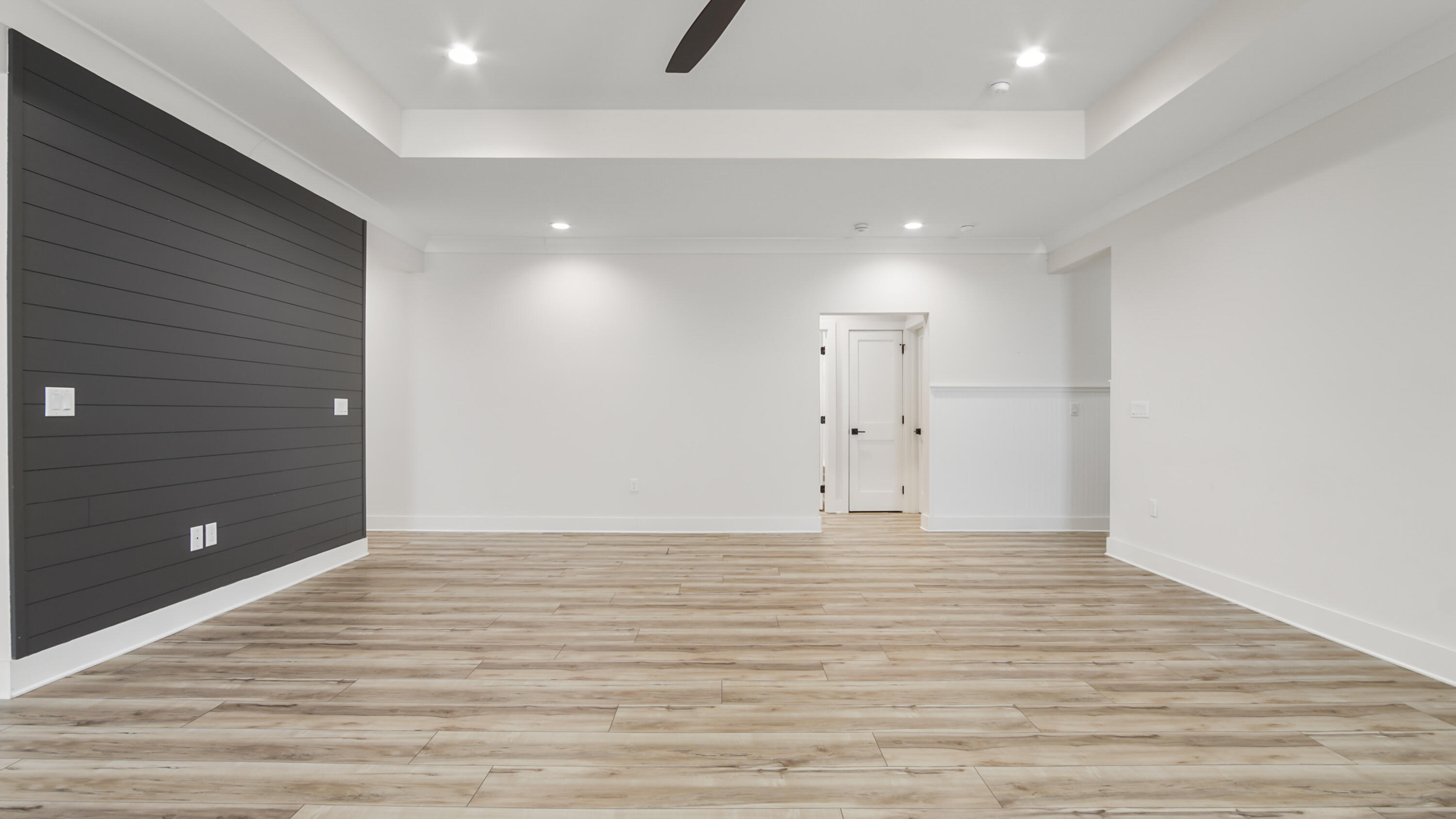 LAGRANGE LANDING - Residential