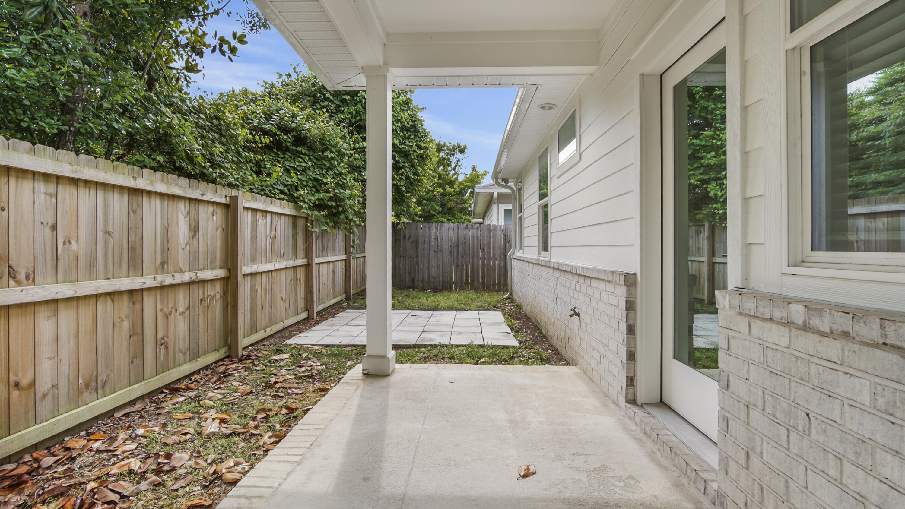 LAGRANGE LANDING - Residential