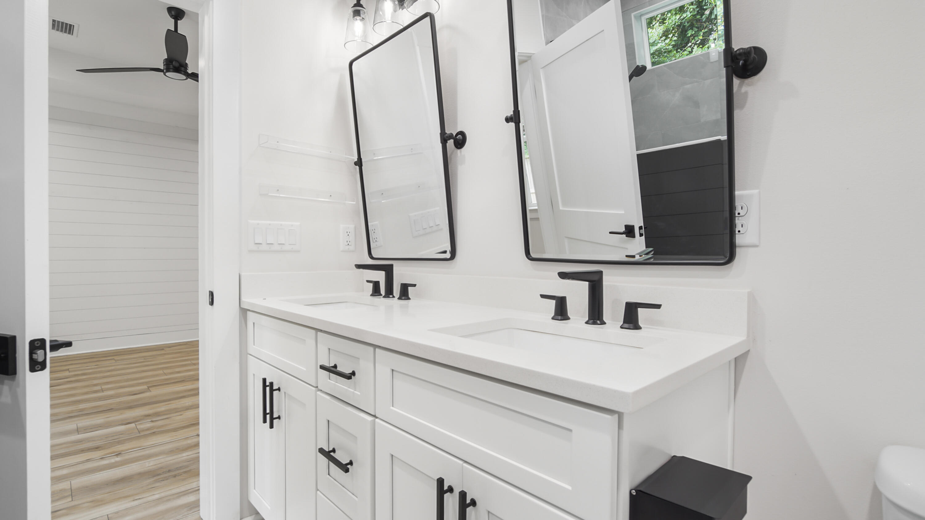 LAGRANGE LANDING - Residential