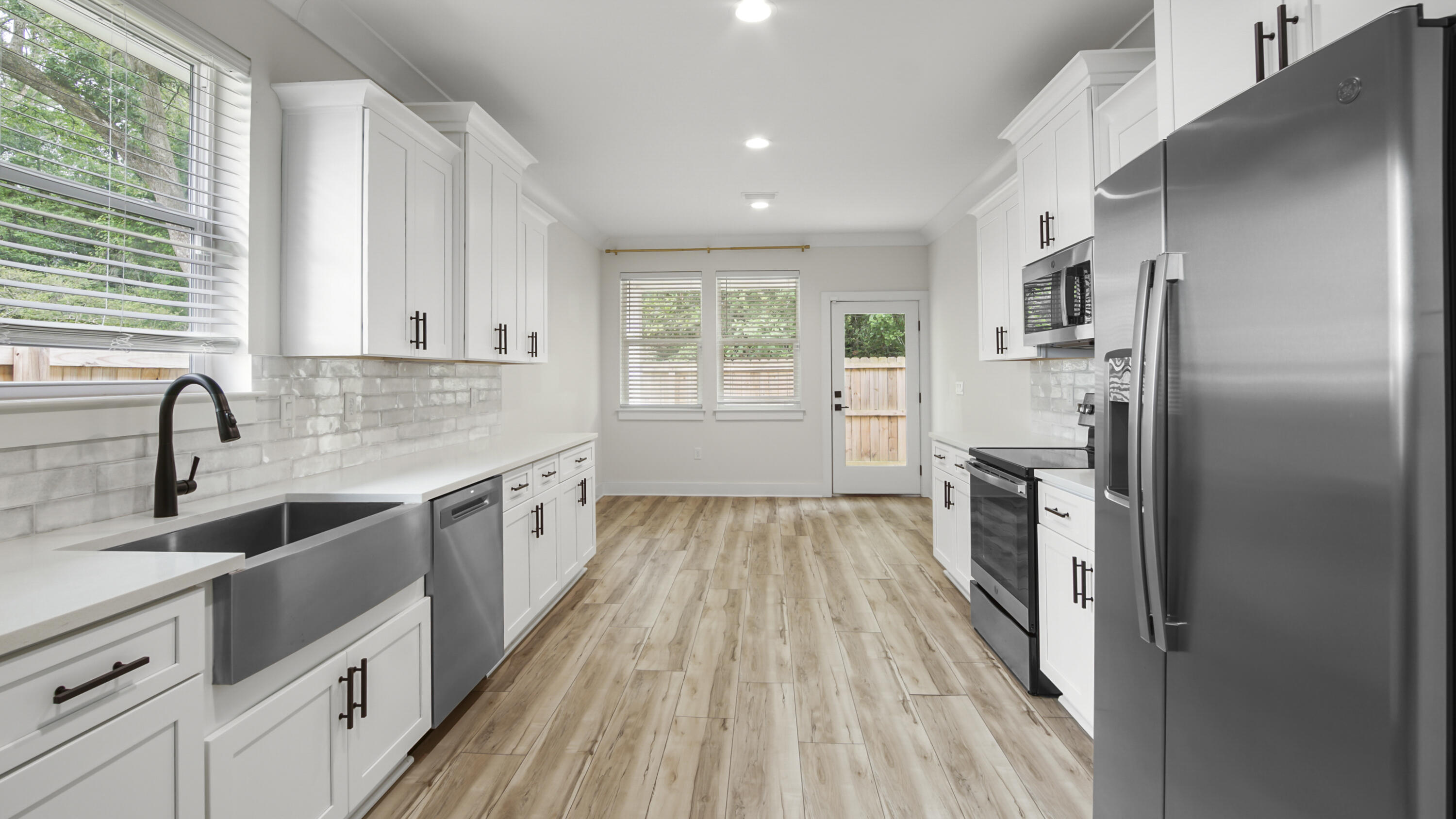 LAGRANGE LANDING - Residential