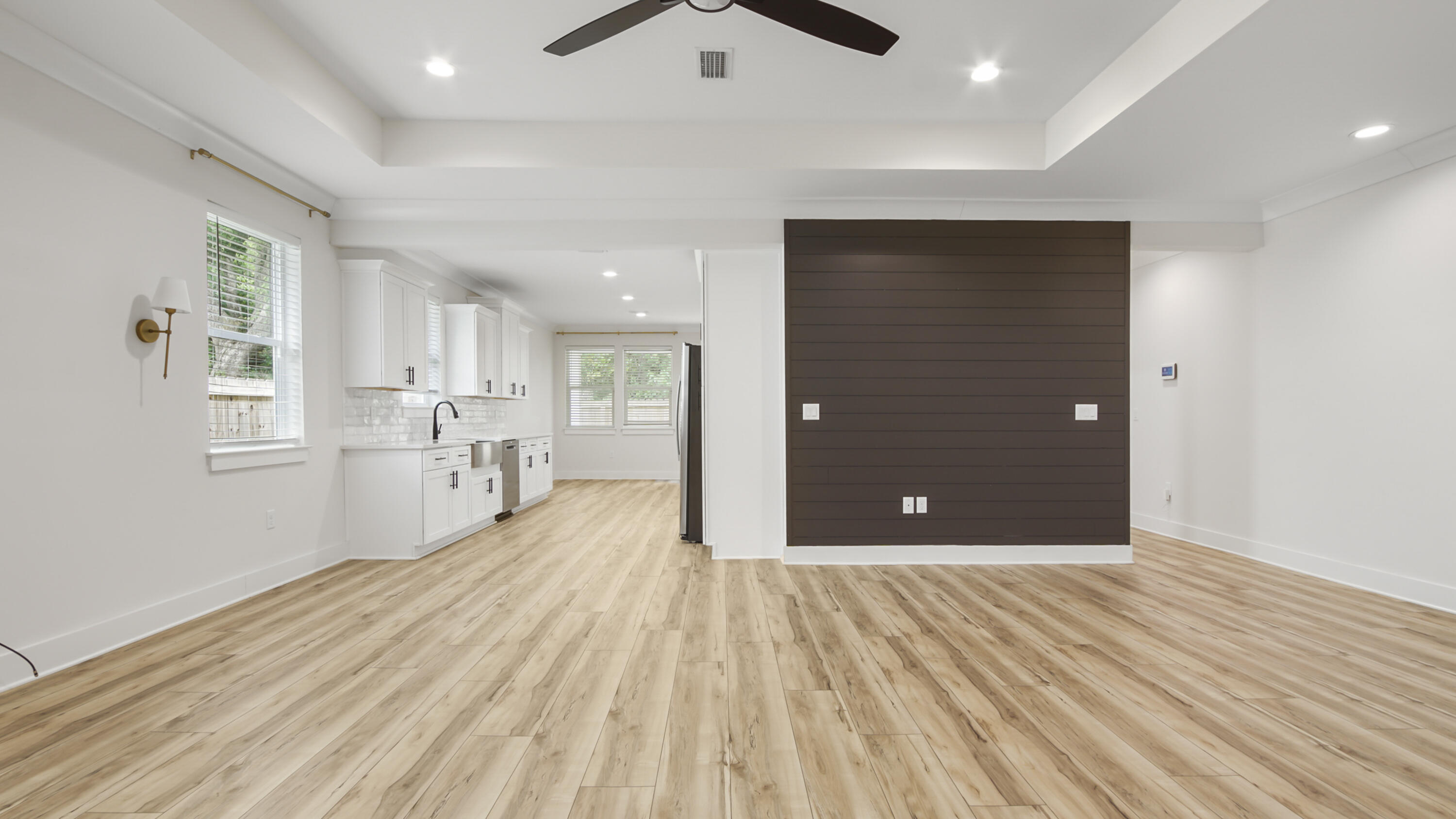LAGRANGE LANDING - Residential