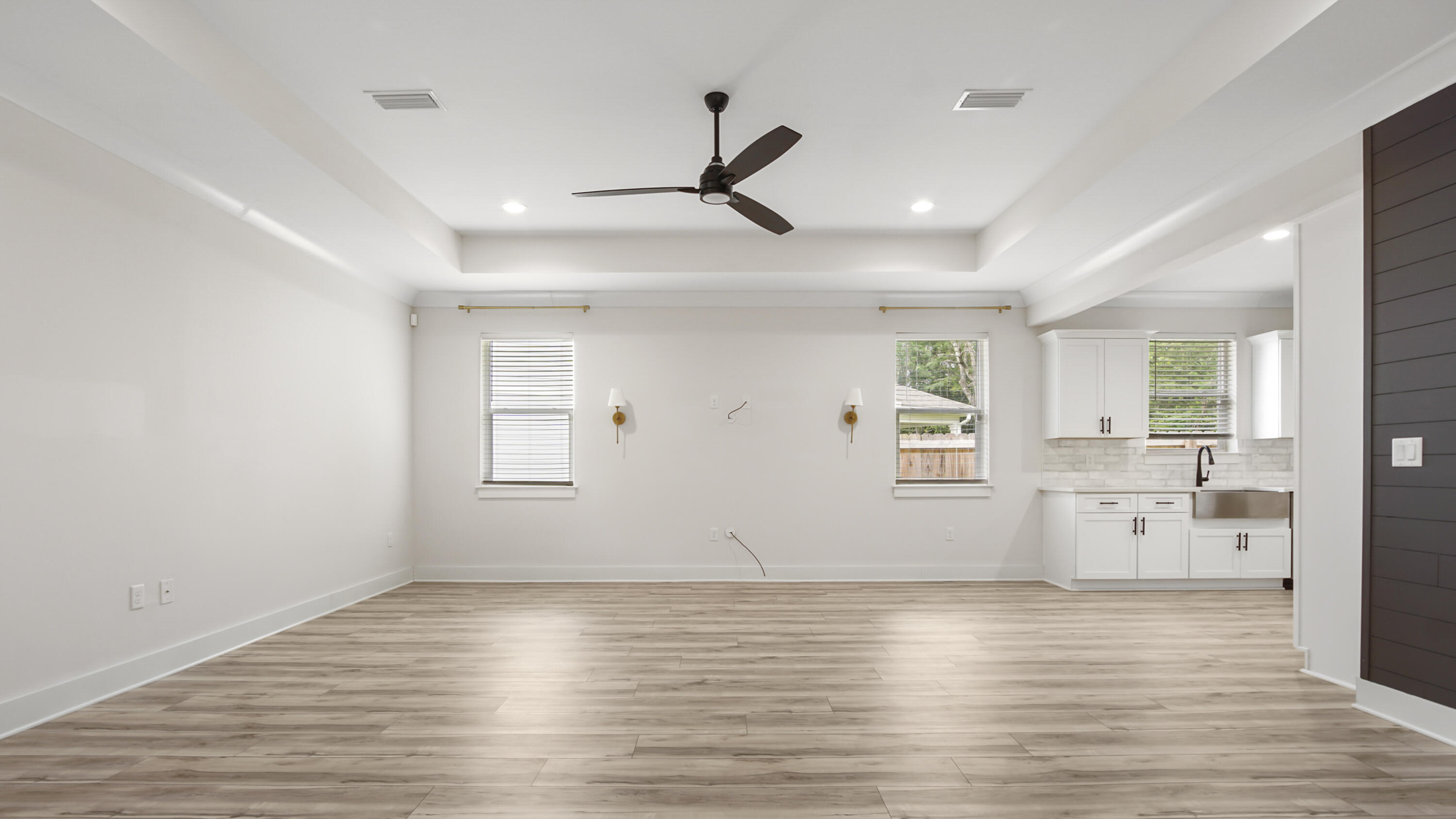LAGRANGE LANDING - Residential