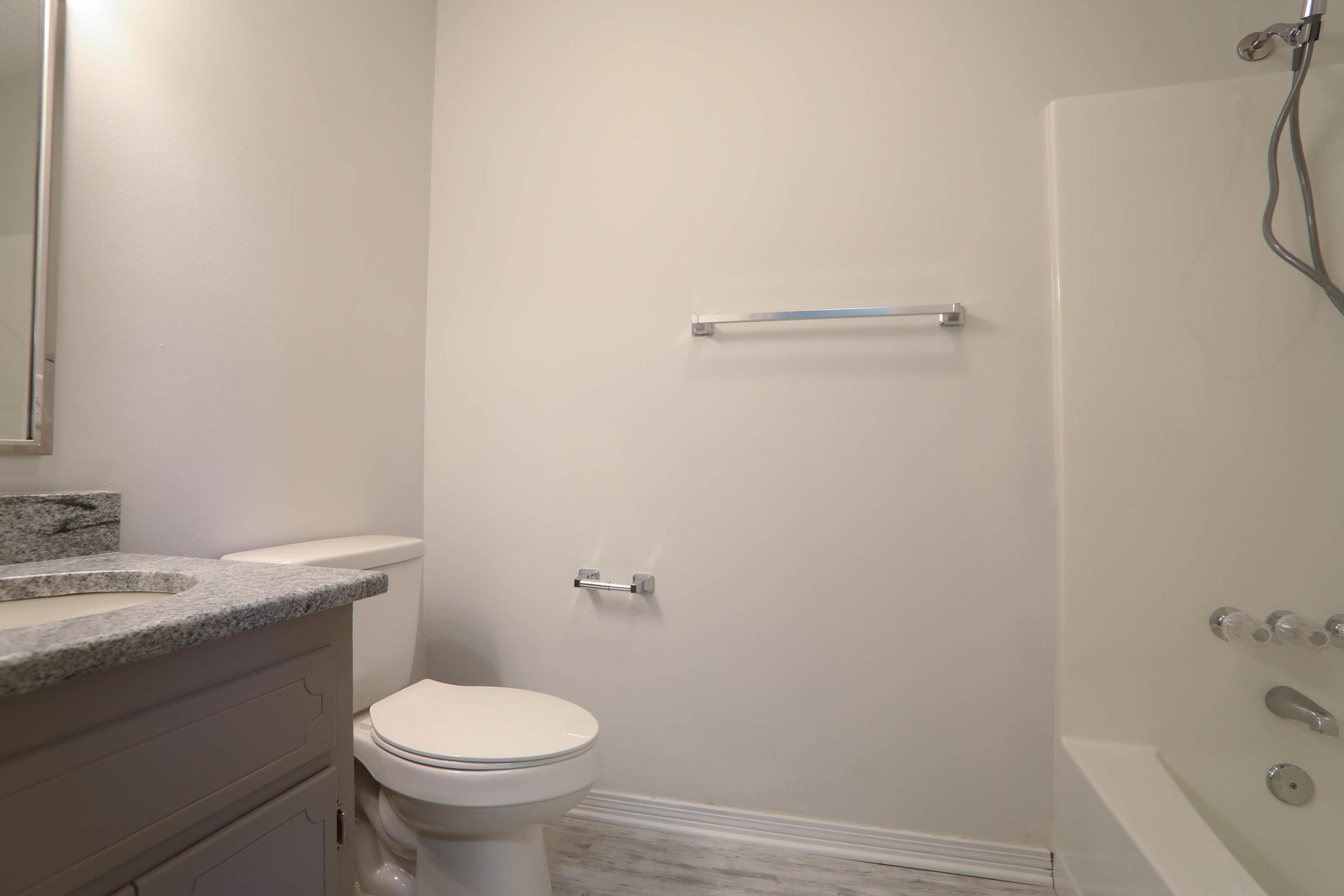 BAL ALEX ESTATES - Residential