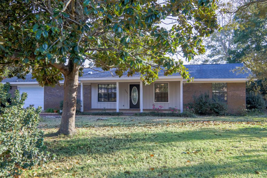 This 3 bedroom, 2 bathroom pool home could be the one for you! New pool liner will be installed week of 12/18 Updates include brand new: paint, exotic granite, remodeled kitchen and bathrooms, ceiling fans, light fixtures, glass backsplash, pool liner, landscaping, stainless steel appliances, flooring, and carpeting. The Bal Alex Boat Ramp is just minutes away, as well as shopping and restaurants! Any sheds, outbuildings, and lawn pumps are being sold in ''as is'' condition and no value will be added. Buyer to verify room measurements.