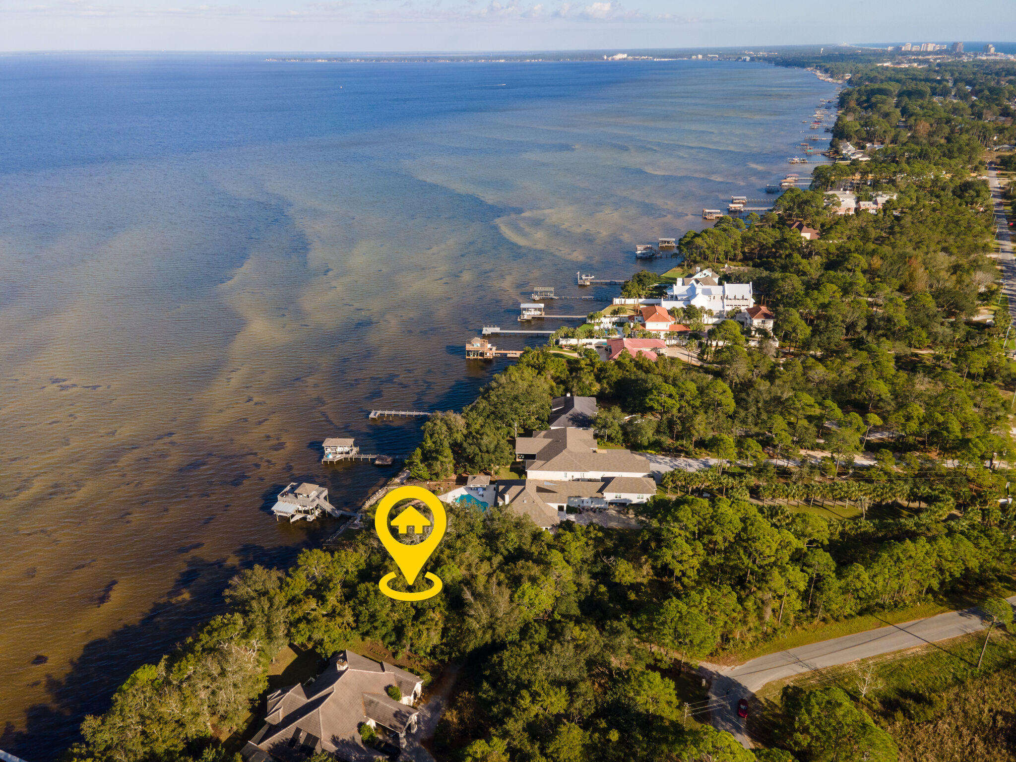 WHISPERING OAKS - Land