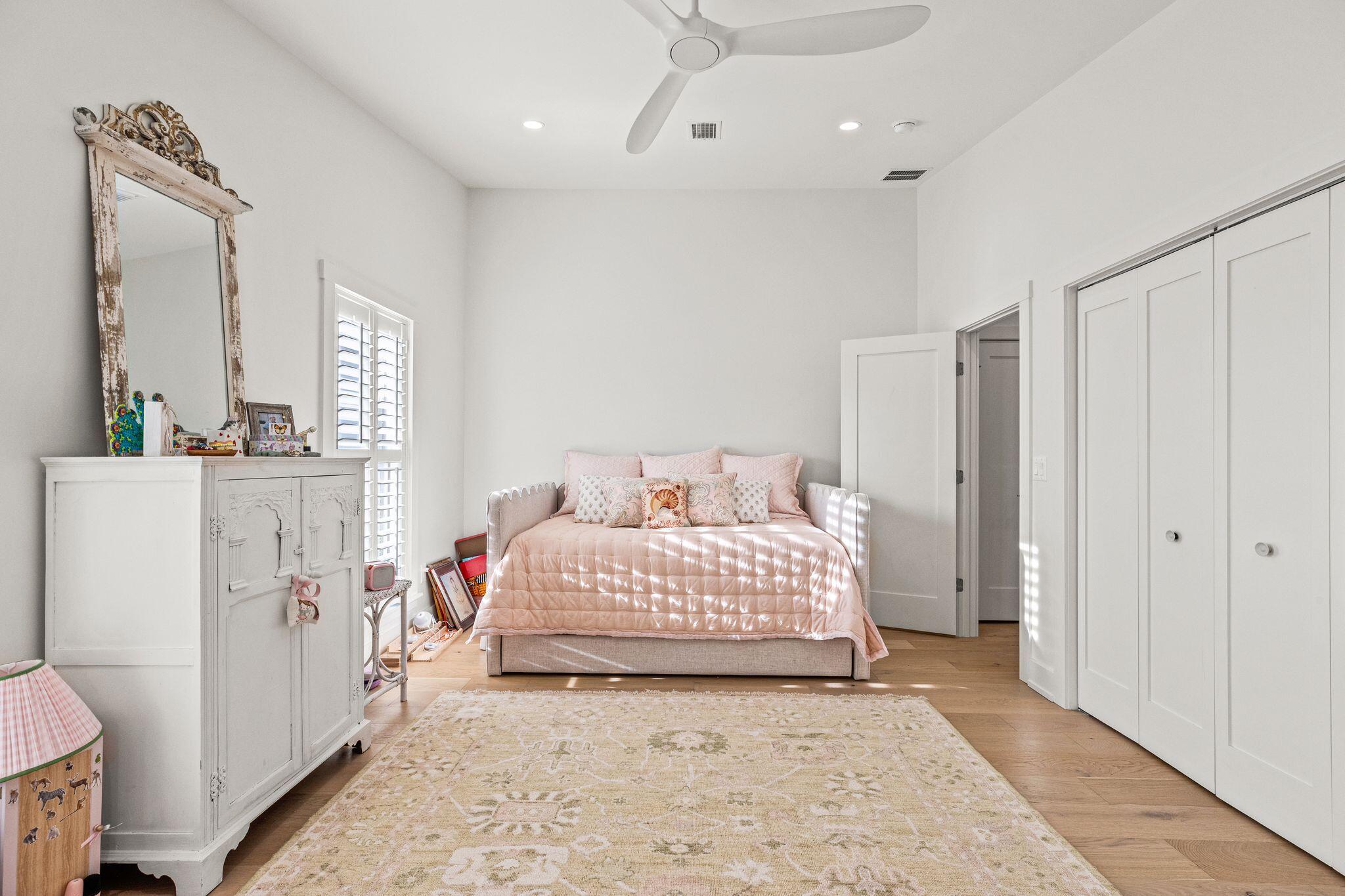 SAND CLIFFS - Residential