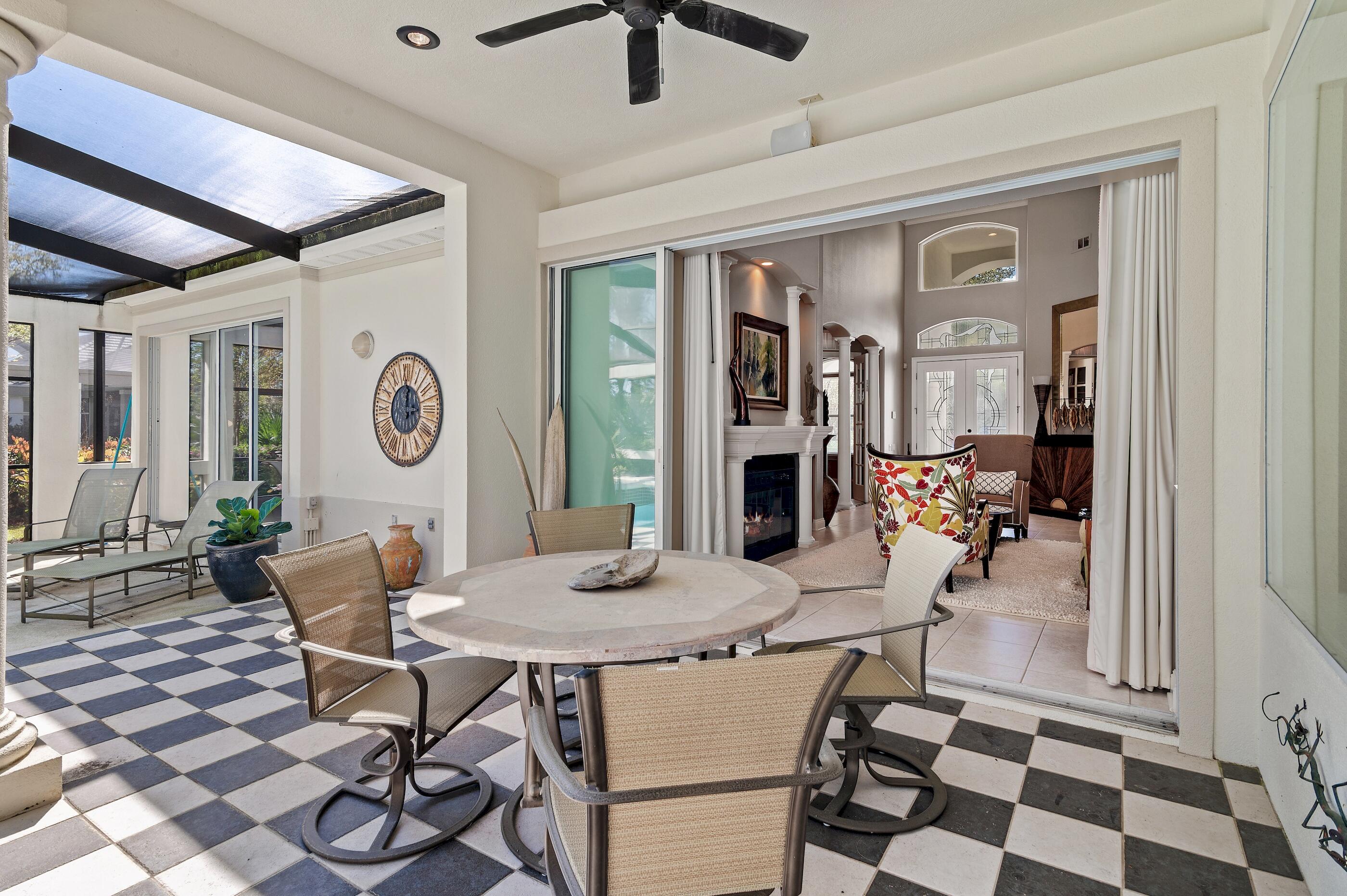 REGATTA BAY - Residential