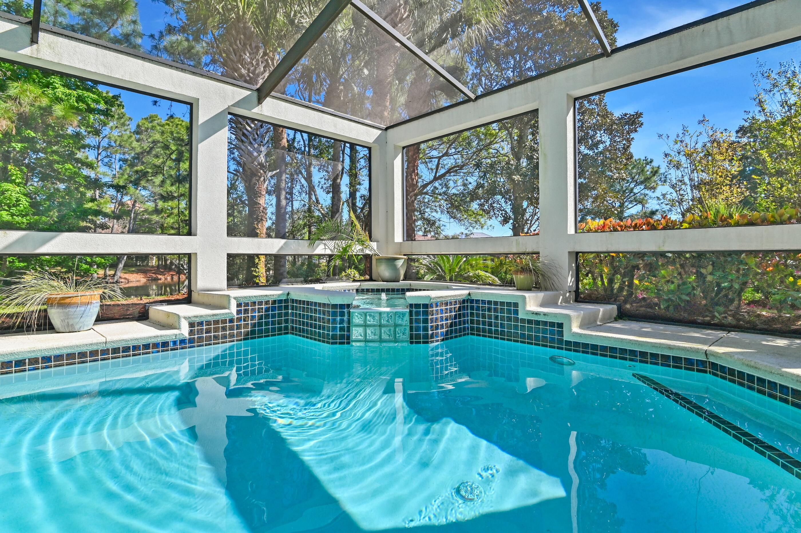 REGATTA BAY - Residential