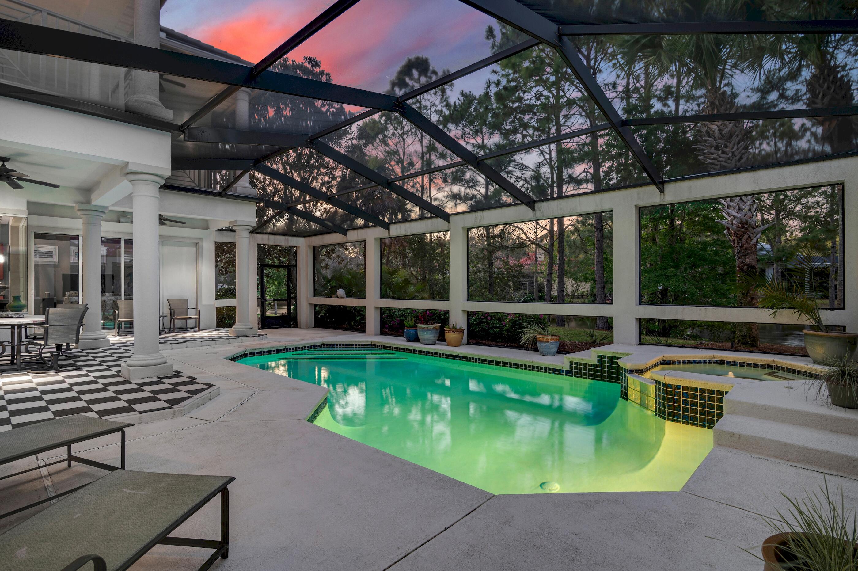 REGATTA BAY - Residential