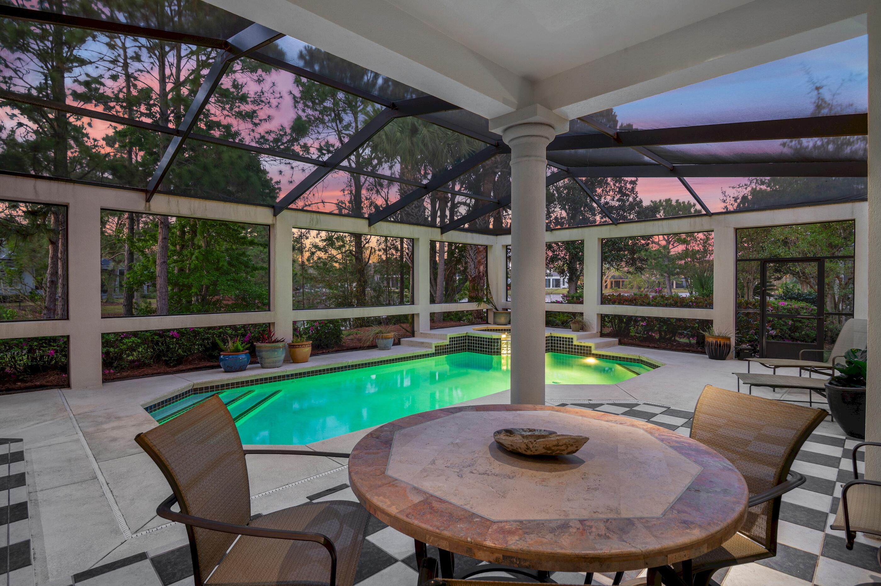 REGATTA BAY - Residential