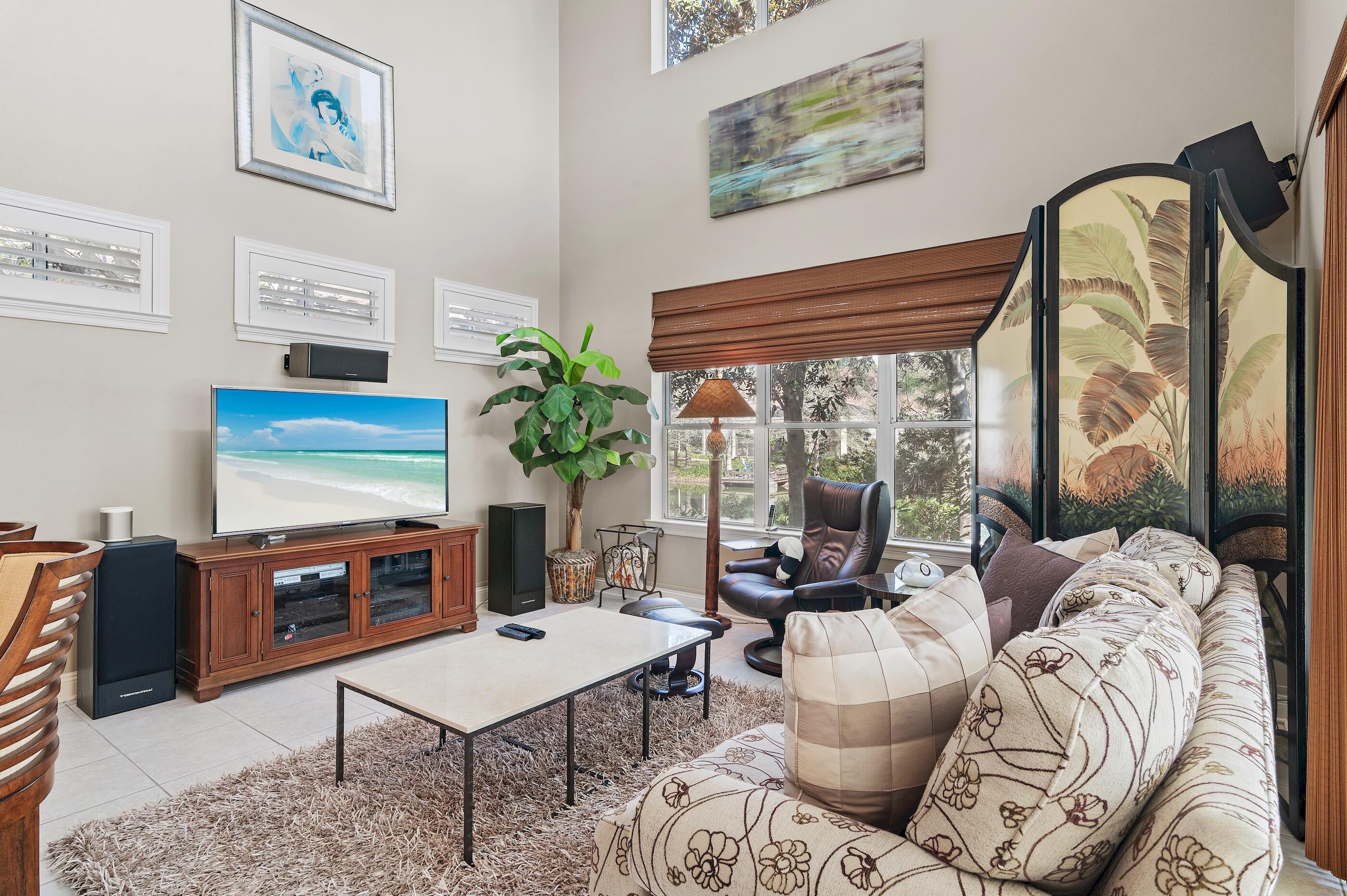 REGATTA BAY - Residential