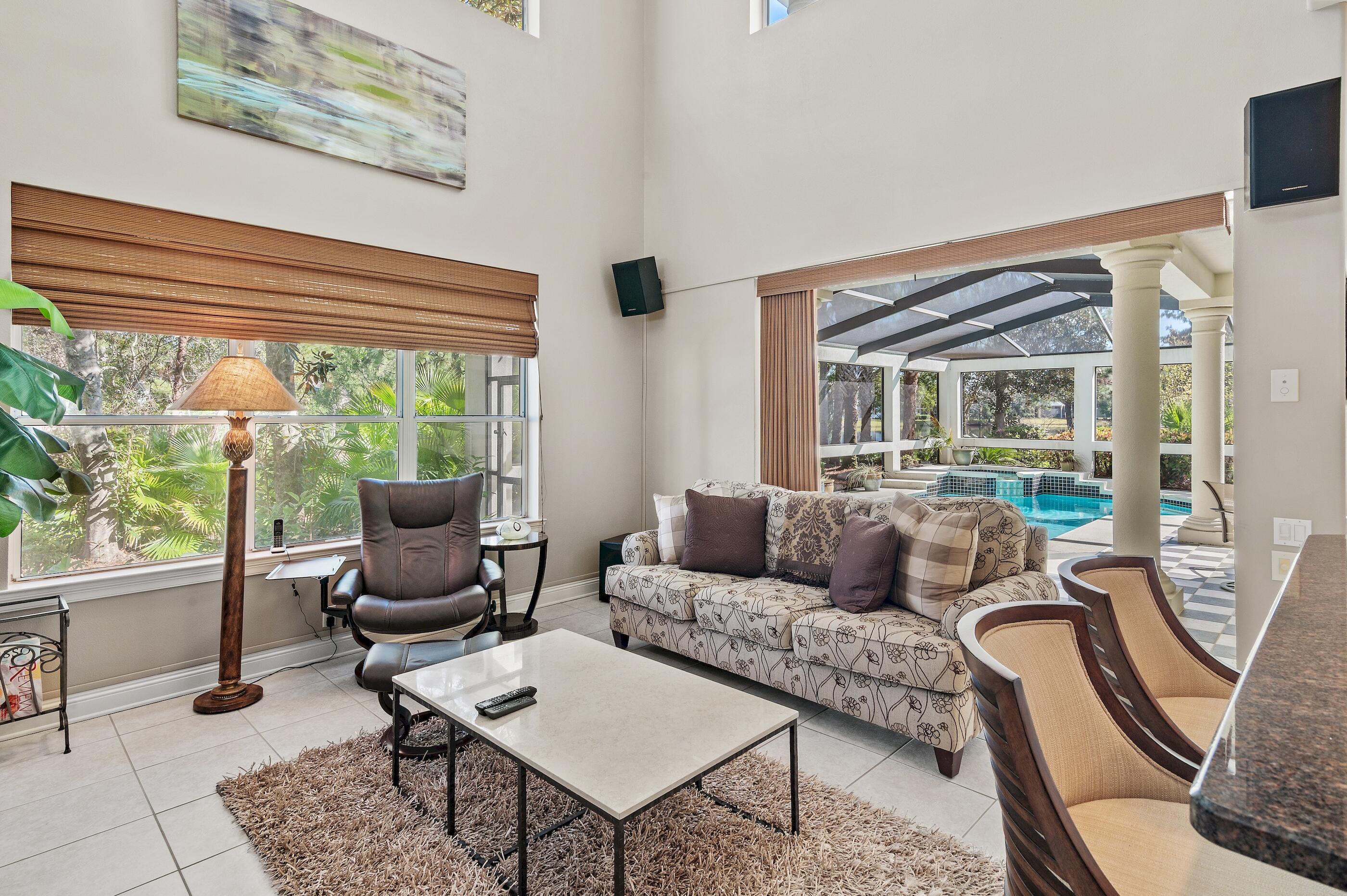 REGATTA BAY - Residential