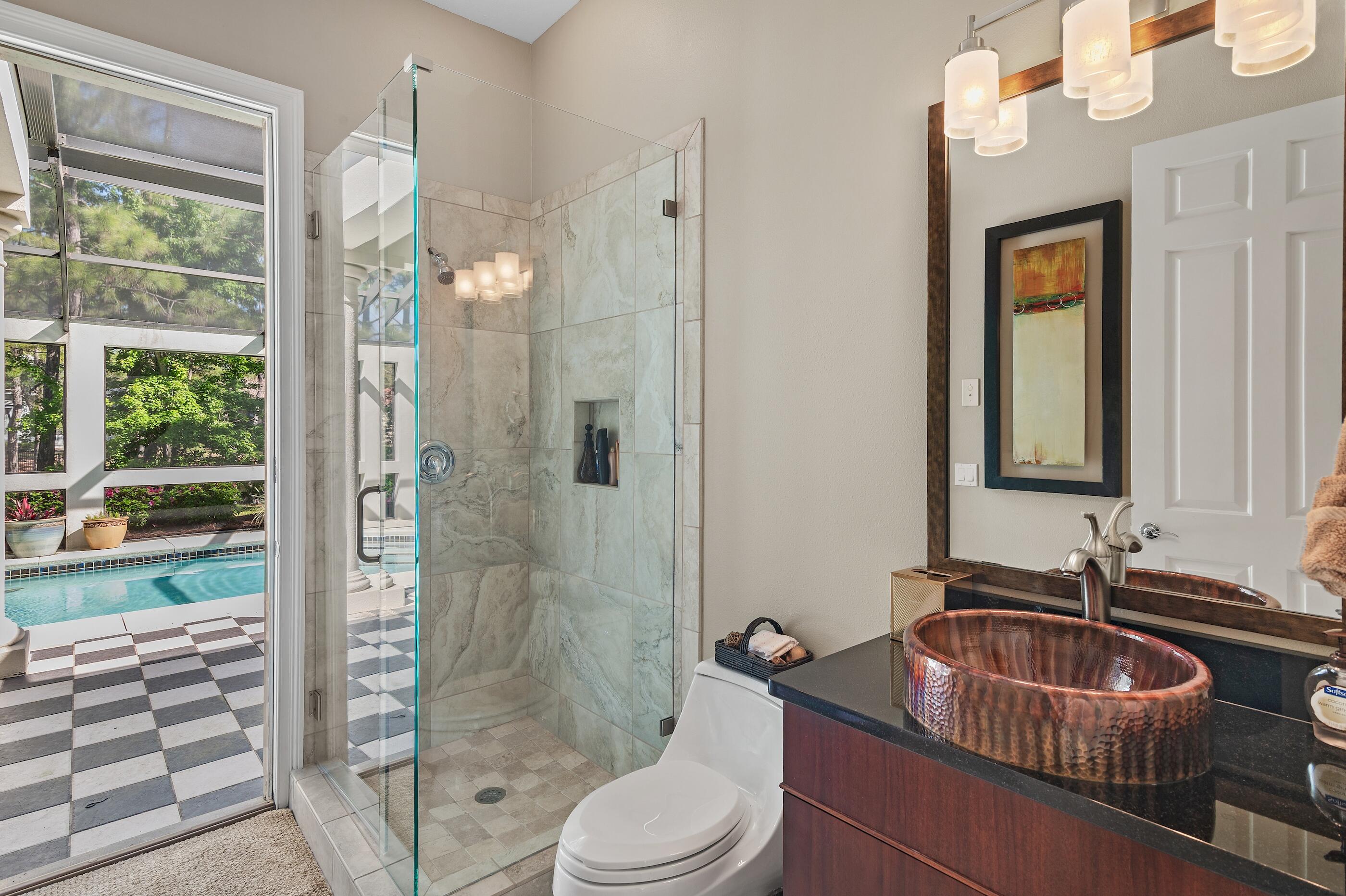 REGATTA BAY - Residential