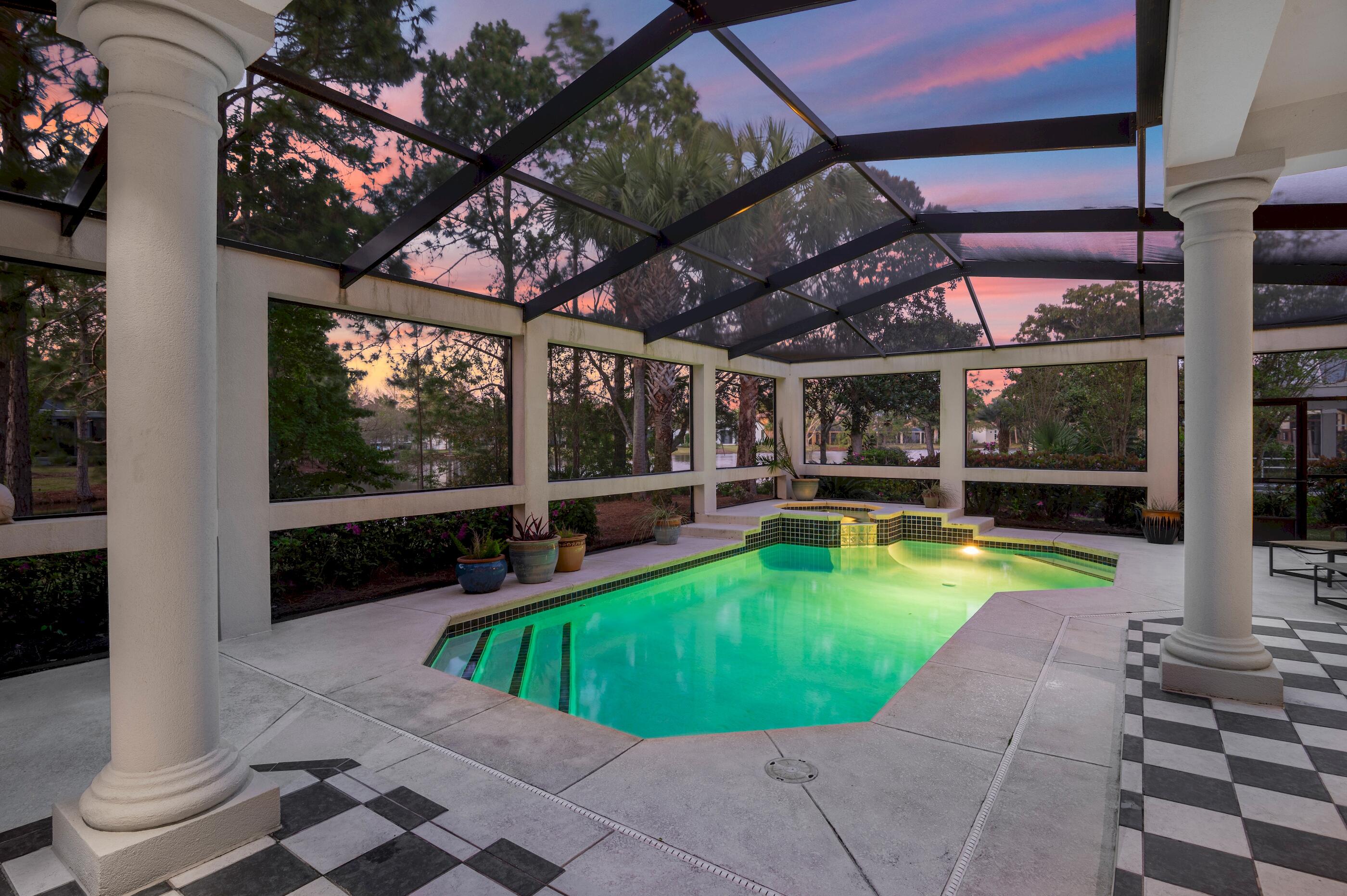 REGATTA BAY - Residential