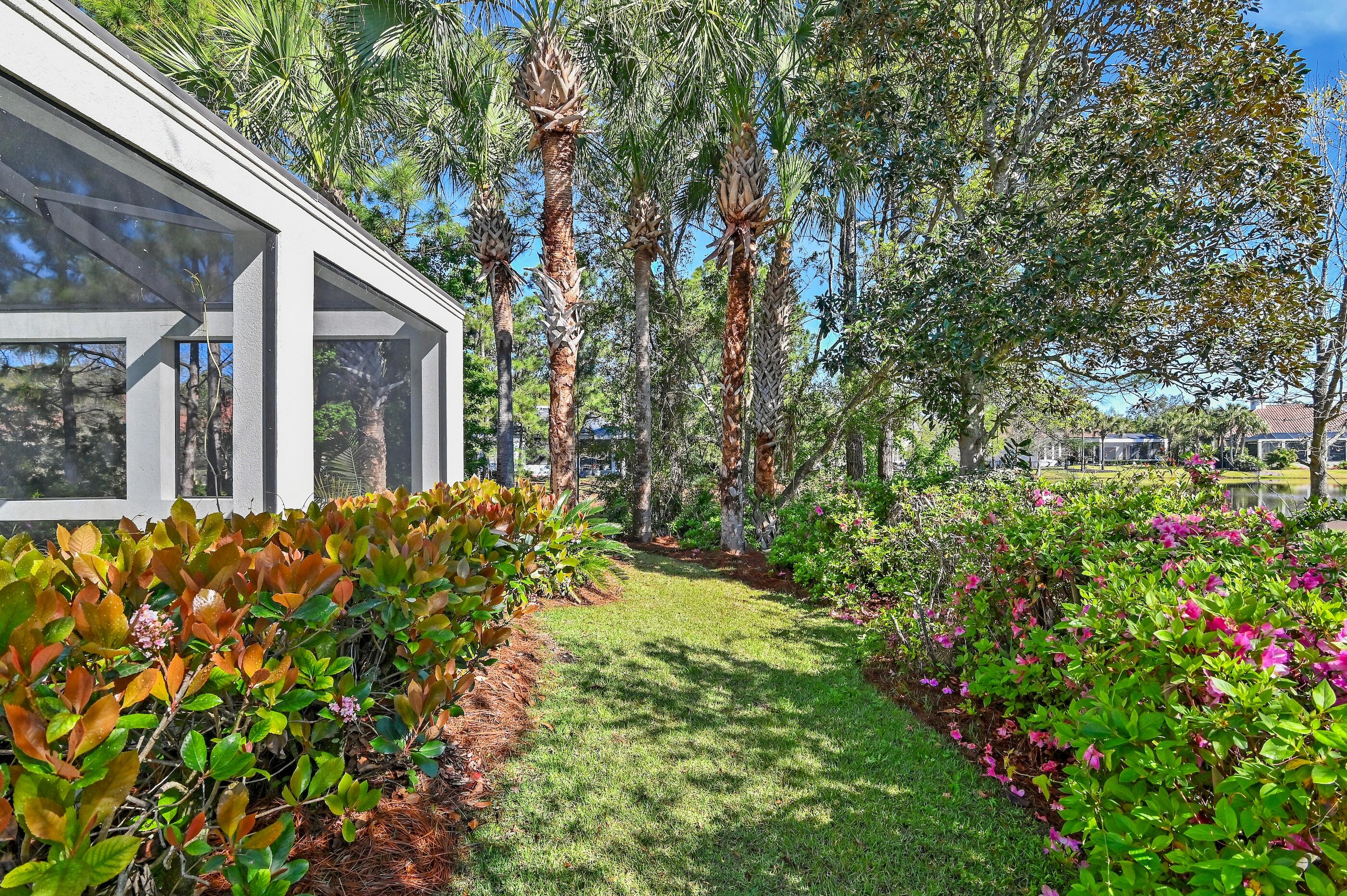 REGATTA BAY - Residential