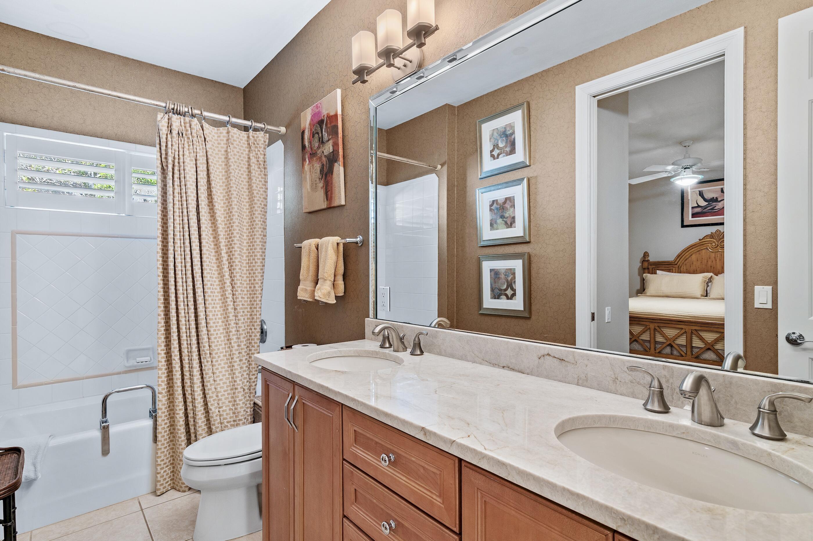 REGATTA BAY - Residential