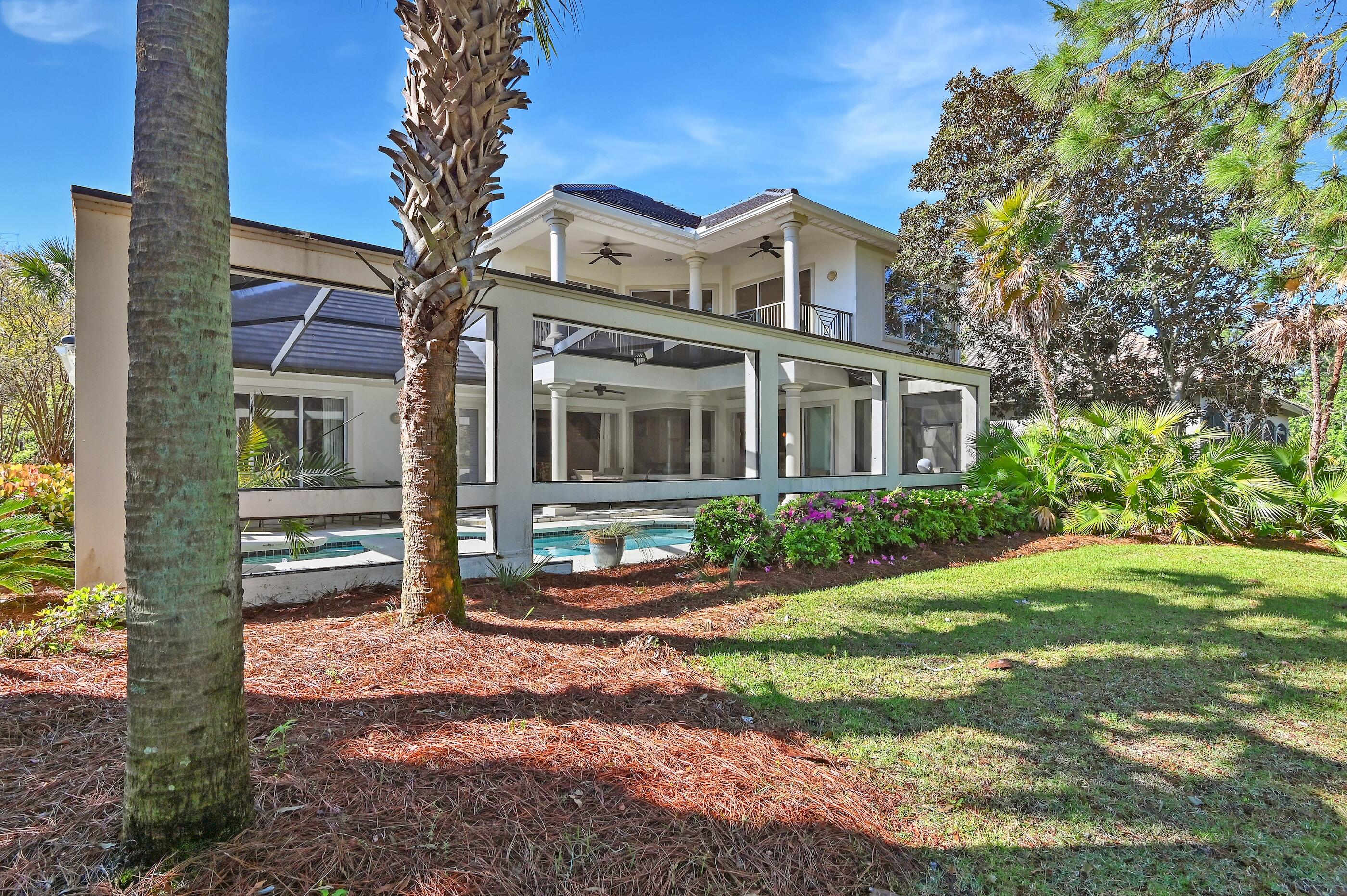 REGATTA BAY - Residential