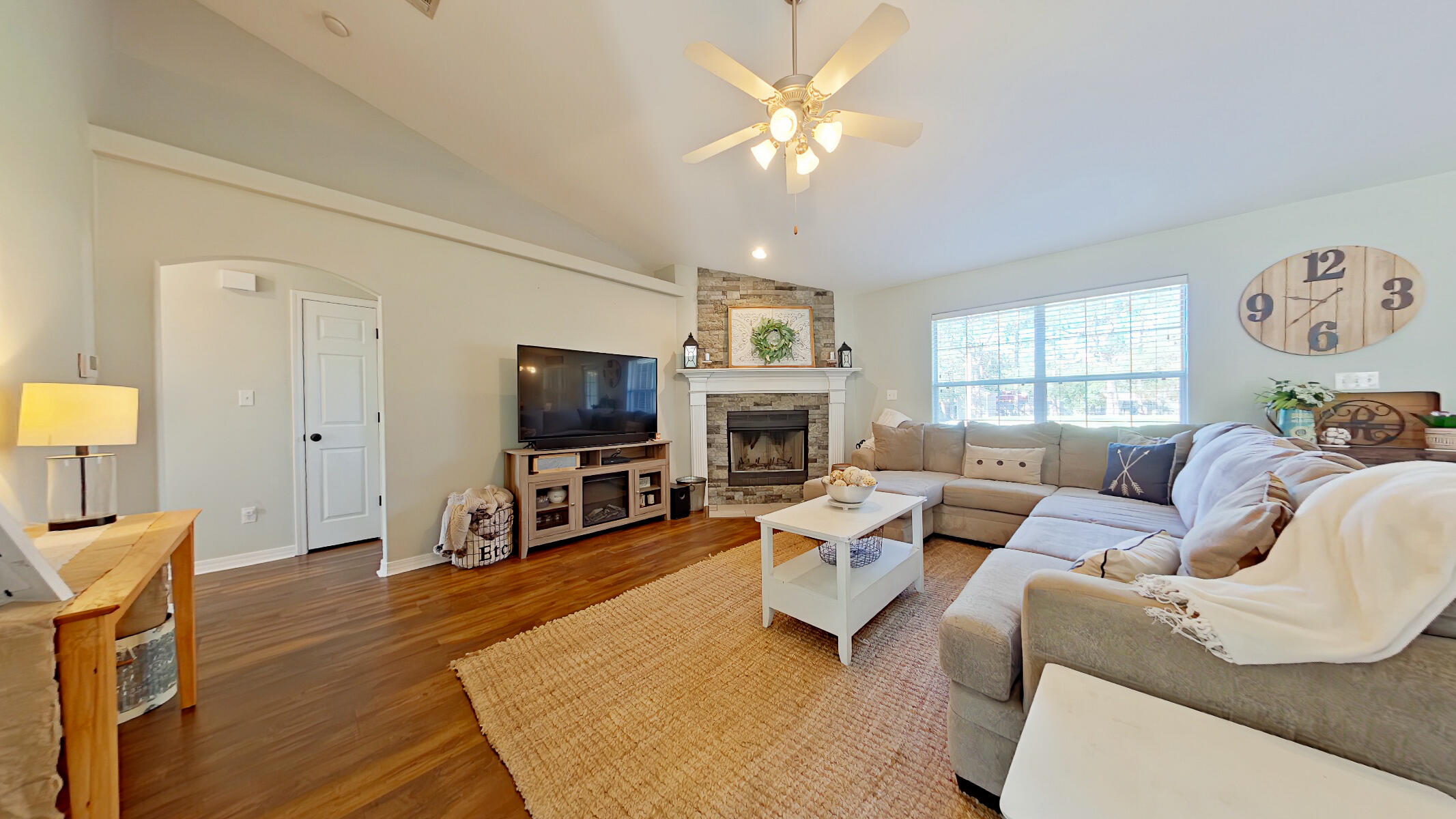 HOLLEY BY THE SEA - Residential
