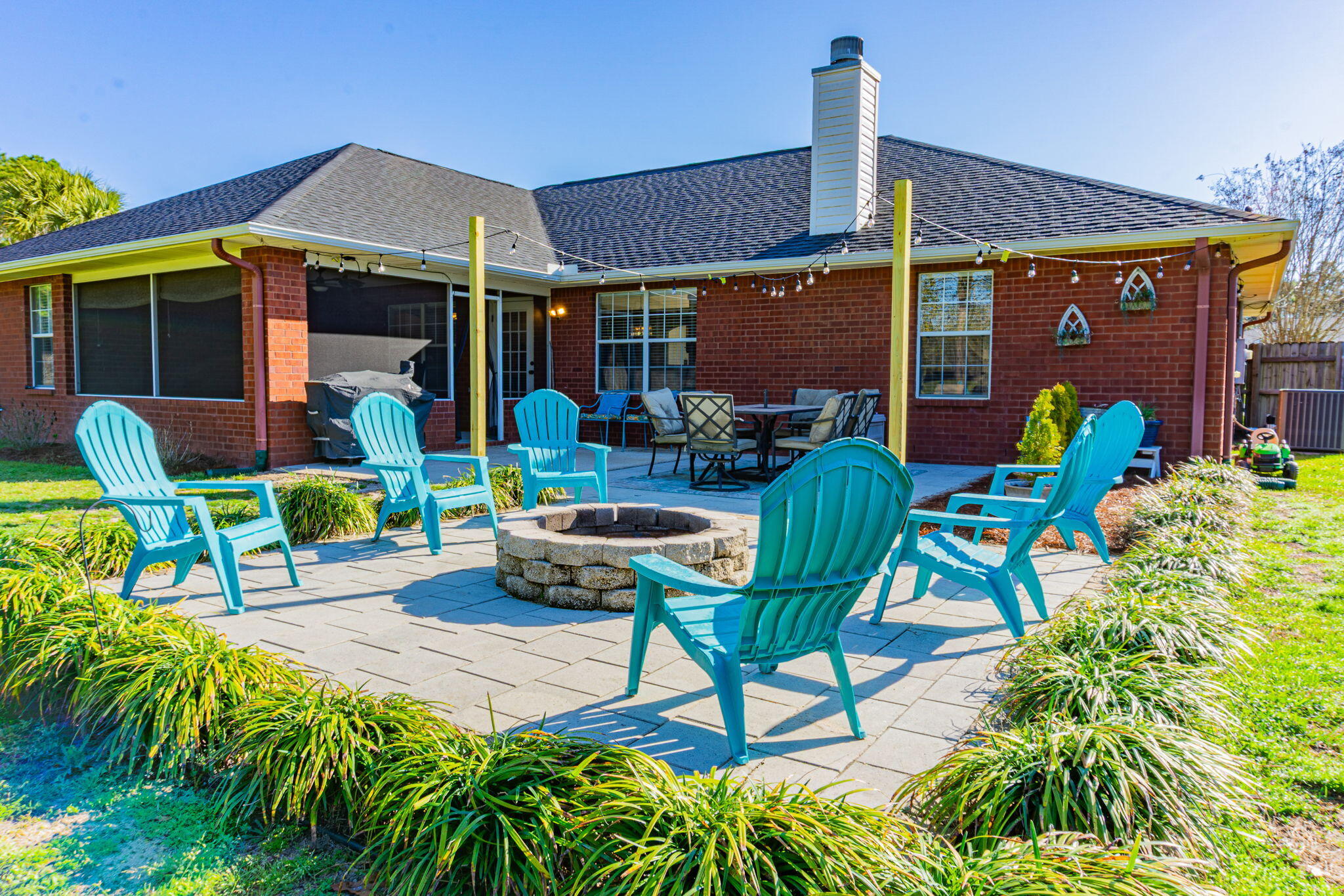 HOLLEY BY THE SEA - Residential