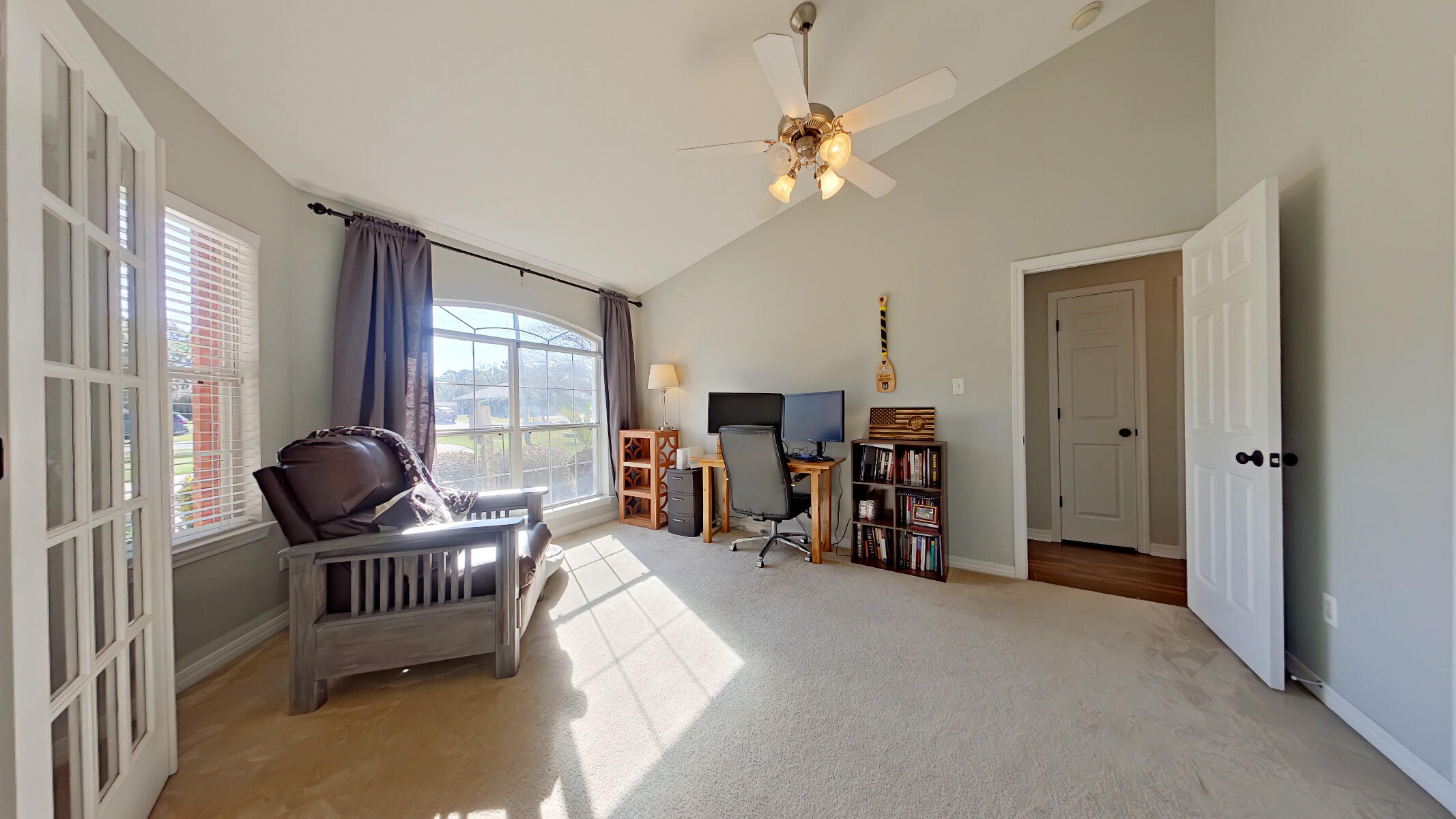 HOLLEY BY THE SEA - Residential
